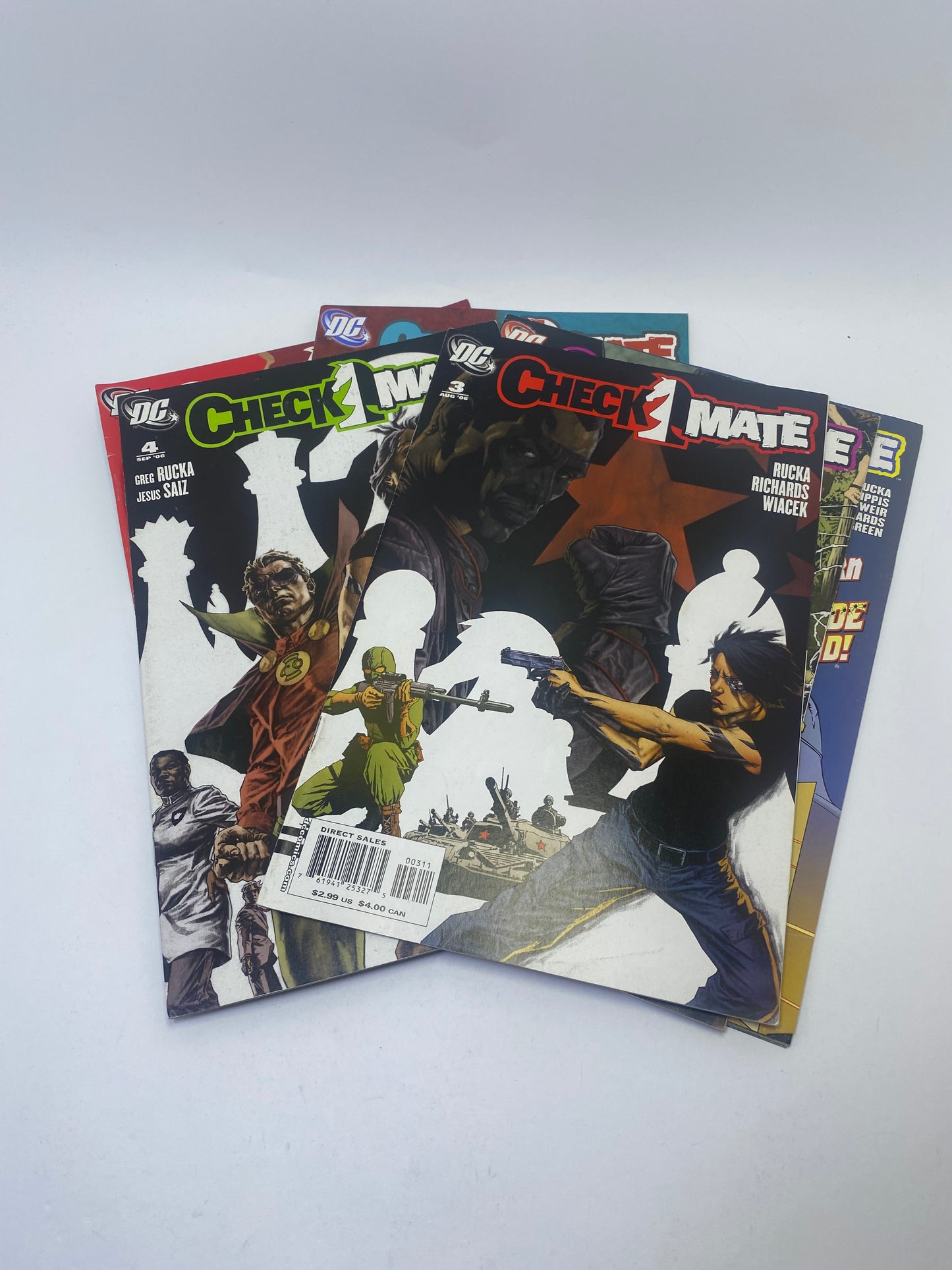 Checkmate #1–9 (2006) – Komiksų rinkinys (anglų kalba)