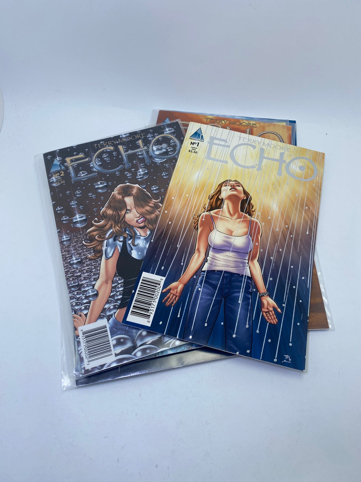 ECHO #1-4, 6-9 - Komiksų rinkinys