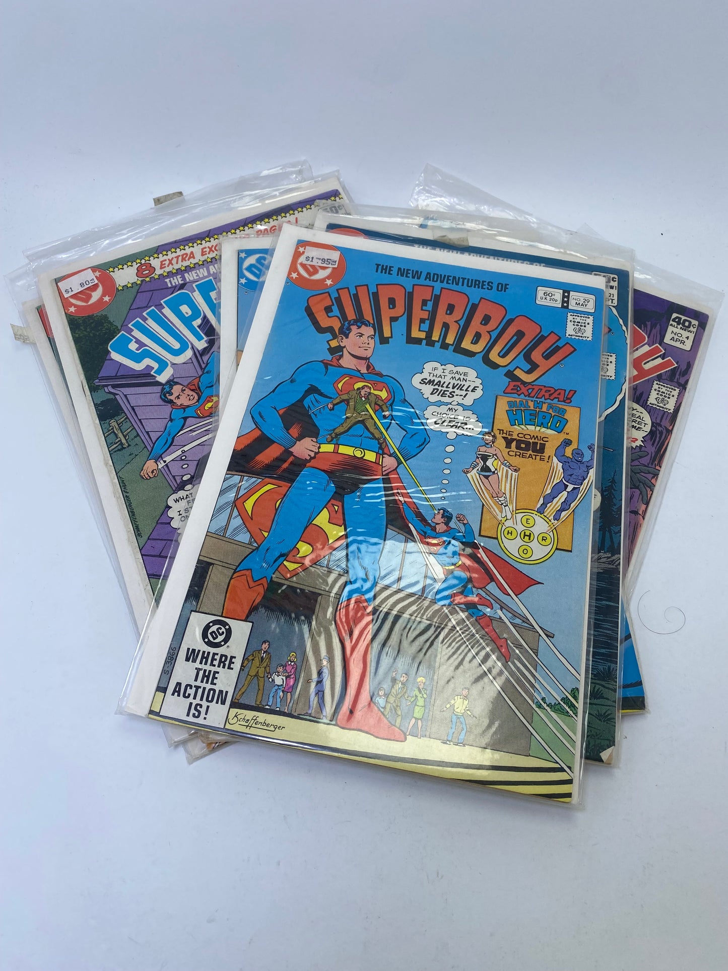 The New Adventures of Superboy – 12 komiksų rinkinys (anglų kalba)