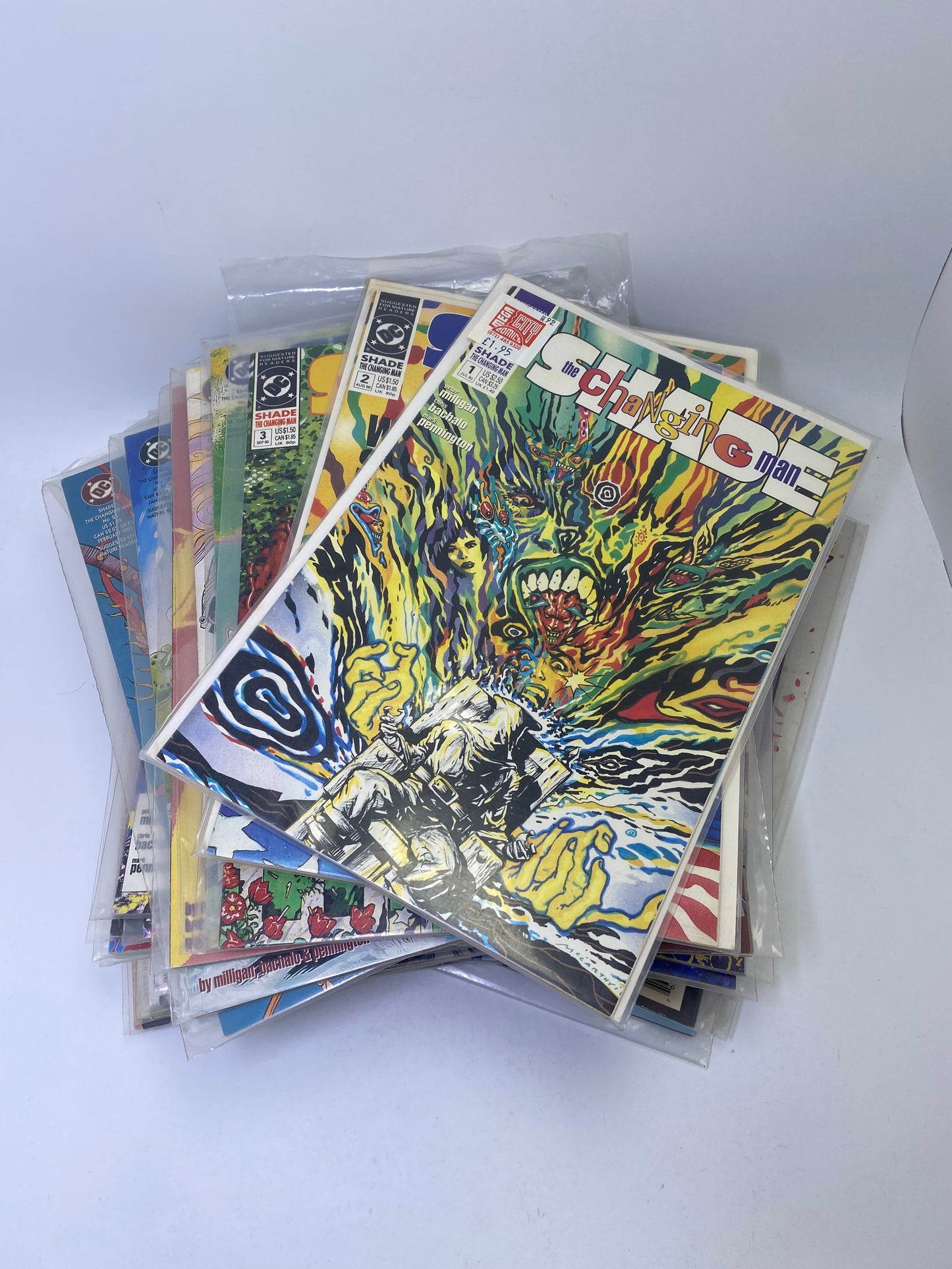 Shade: The Changing Man – Komiksų rinkinys (#1–3, 15–16, 18–45, 47, 51–64, 67–70)