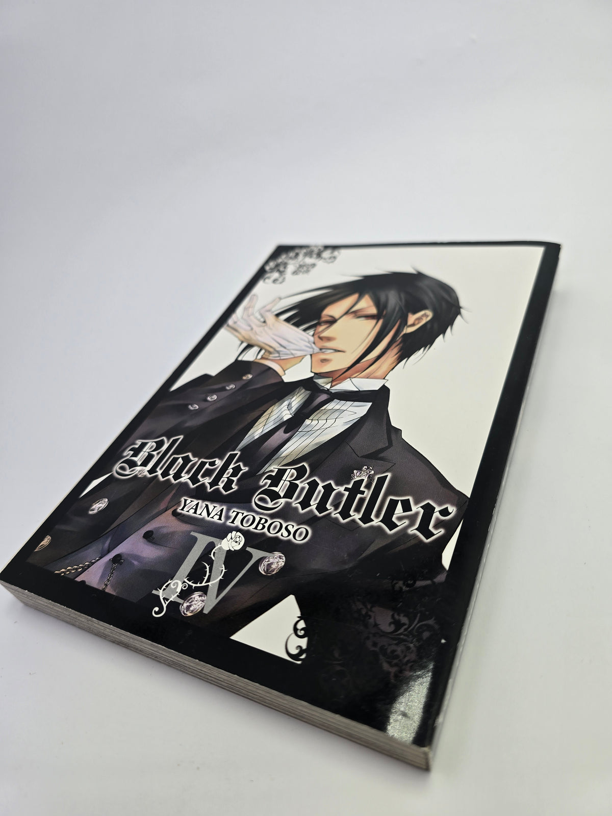 Black Butler, Vol. 4 – Manga
