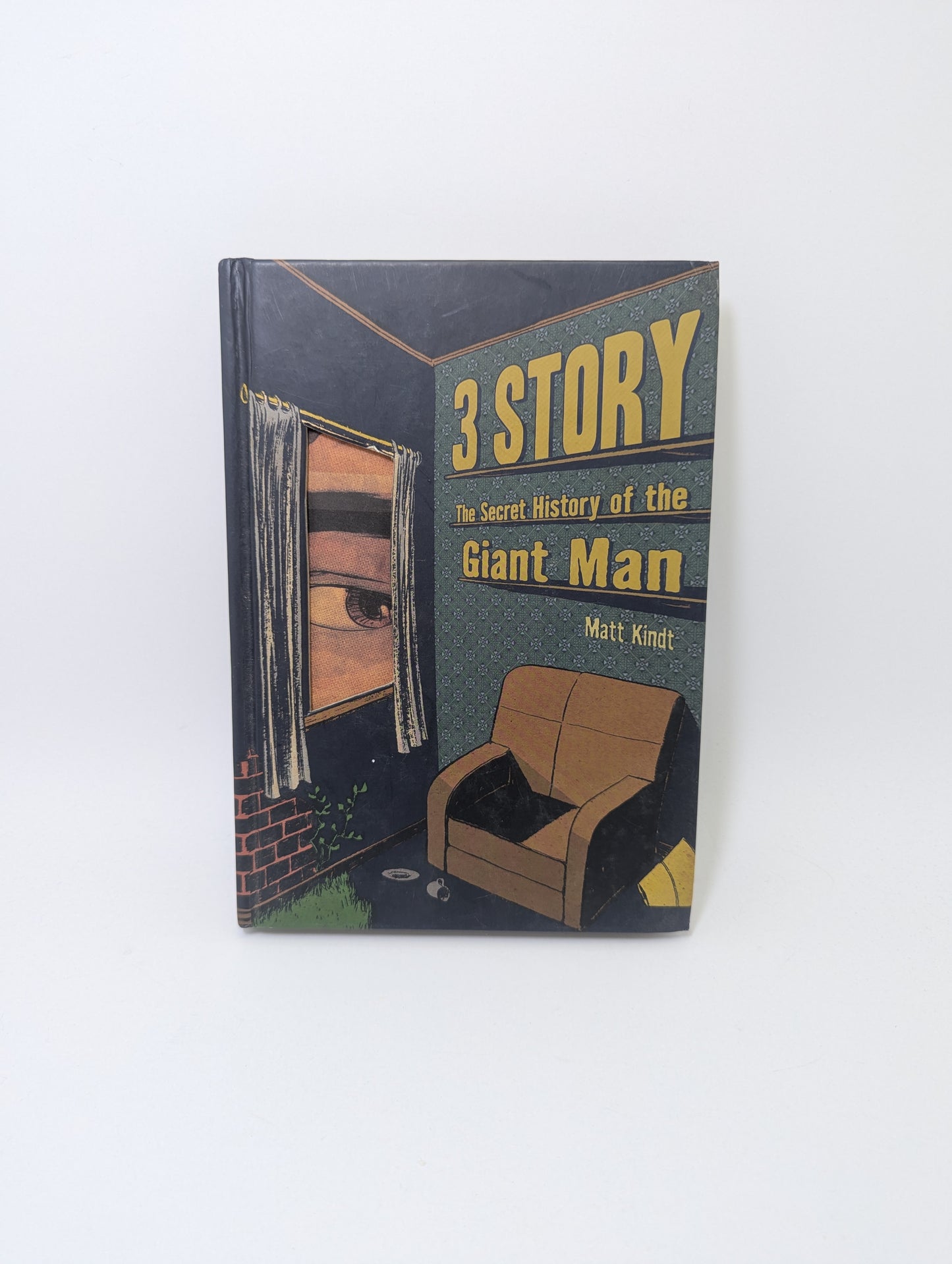 „3 Story: The Secret of the Giant Man“ – grafinė novelė anglų kalba