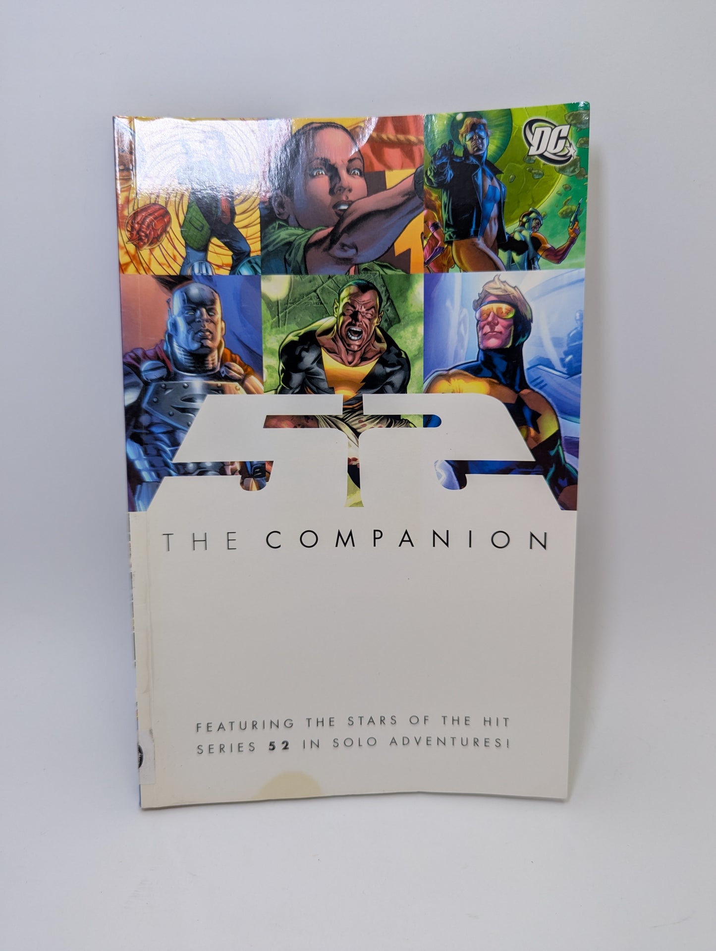 „52: The Companion“ – Grafinė novelė anglų kalba