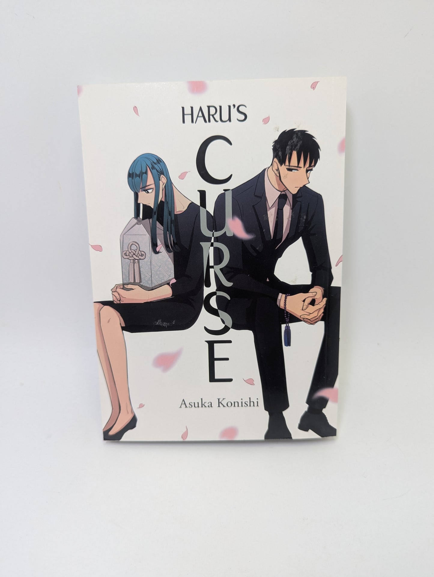 „Haru's Curse“ – mistinė ir psichologinė manga, anglų kalba