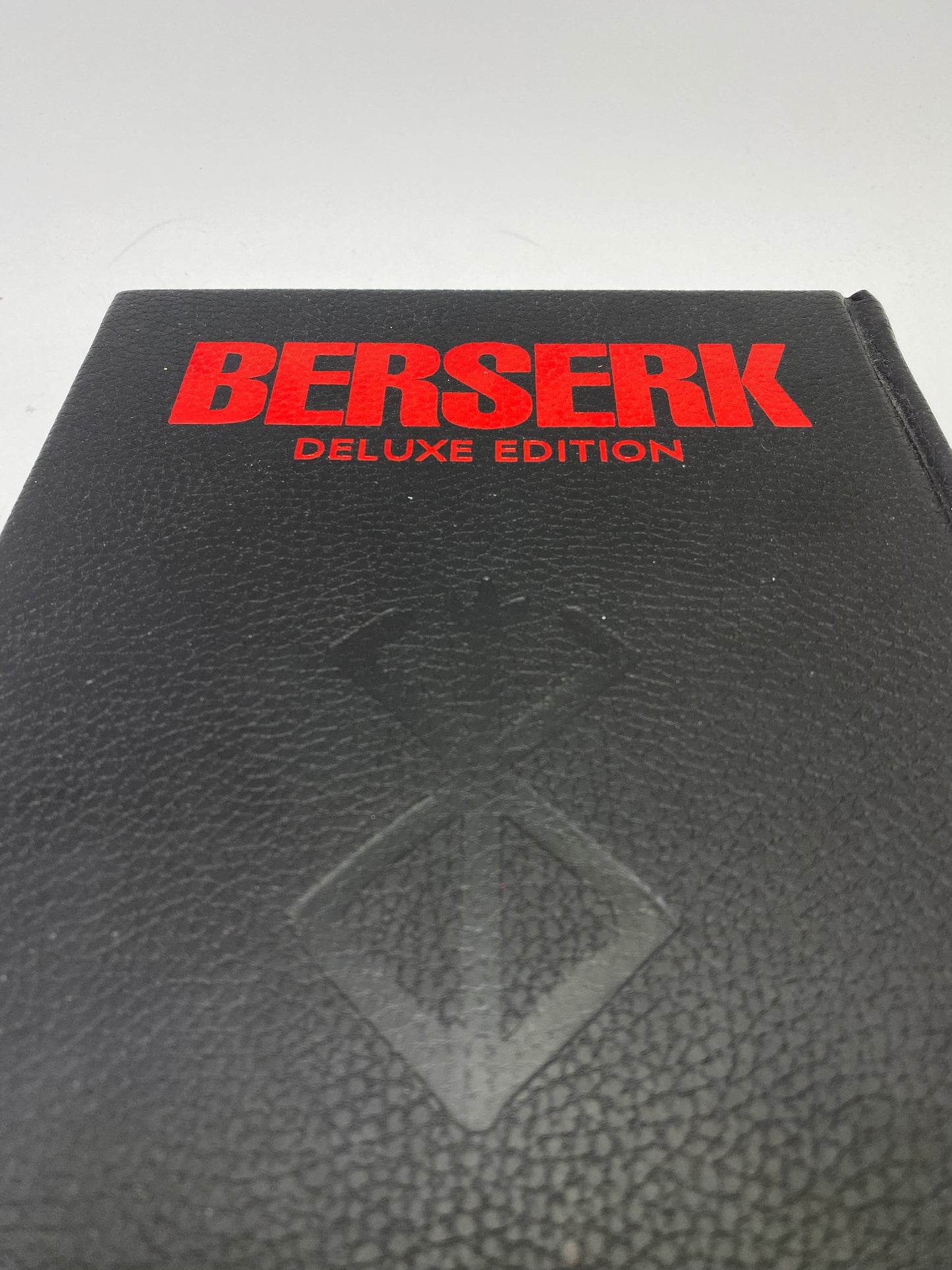 Berserk Deluxe Edition, Vol. 2 - Manga