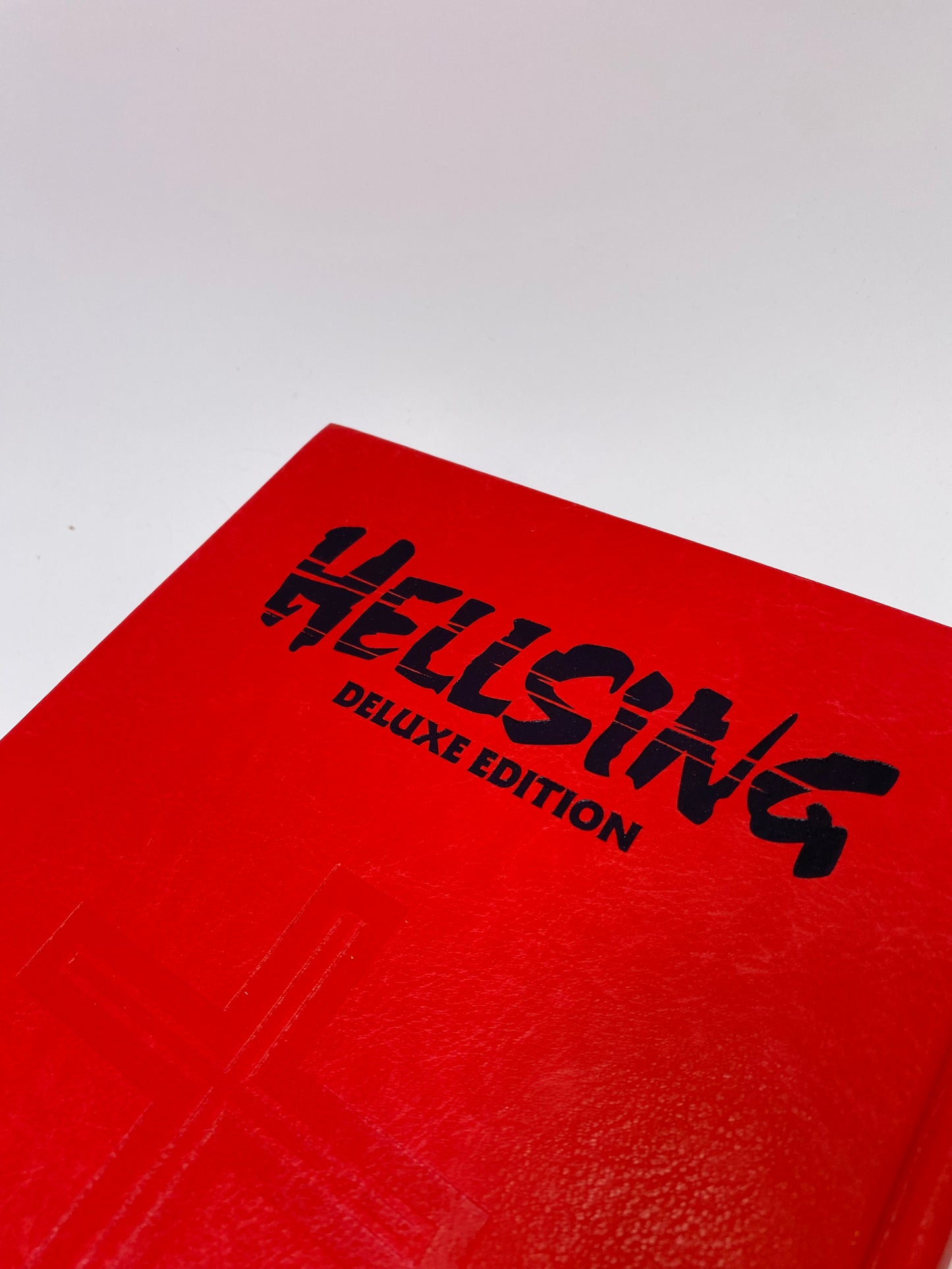 Hellsing Deluxe Edition Vol. 2 - Manga
