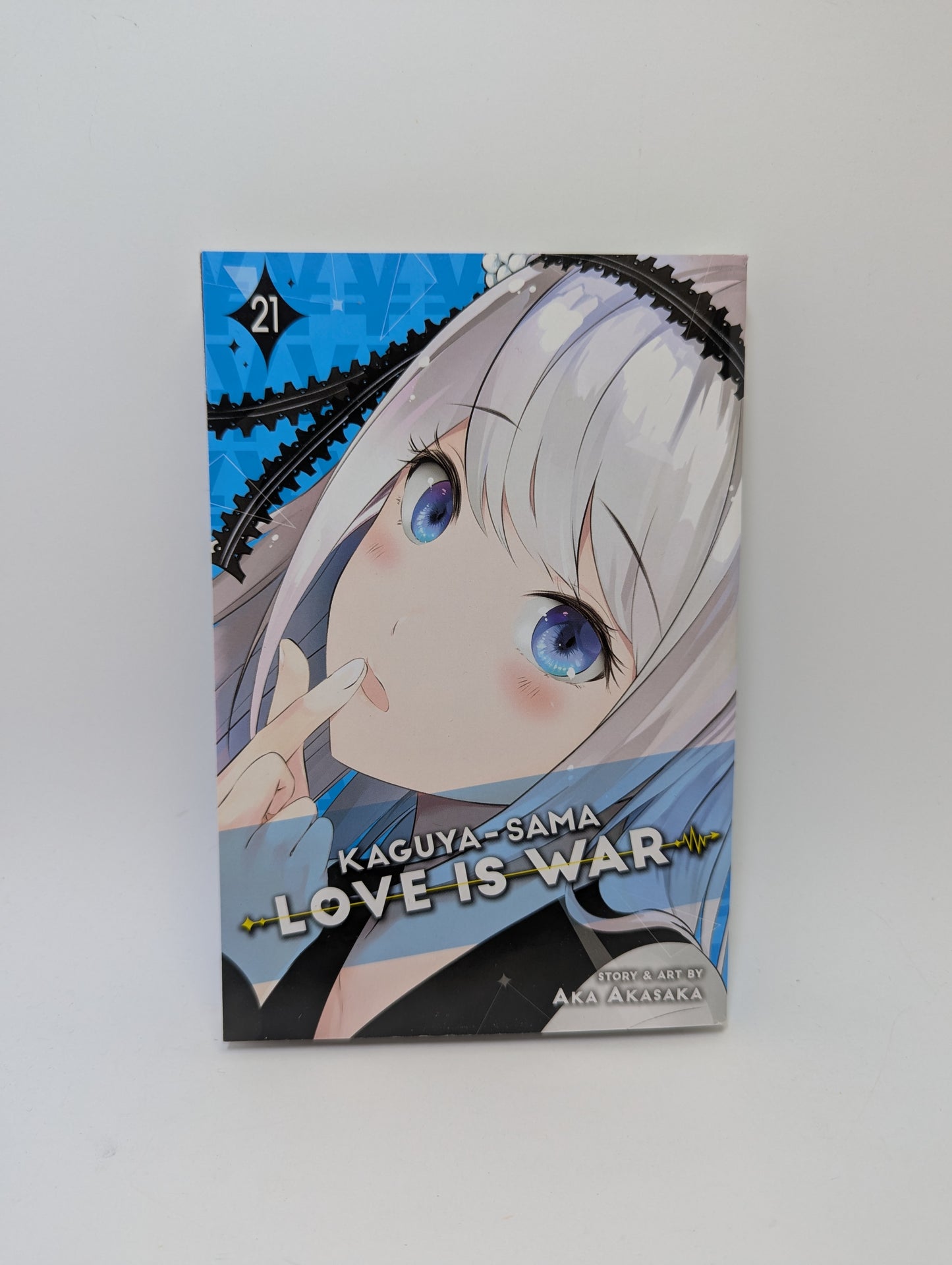 Kaguya-sama Love is War 21 tomas manga anglų kalba su Kalėdų scena