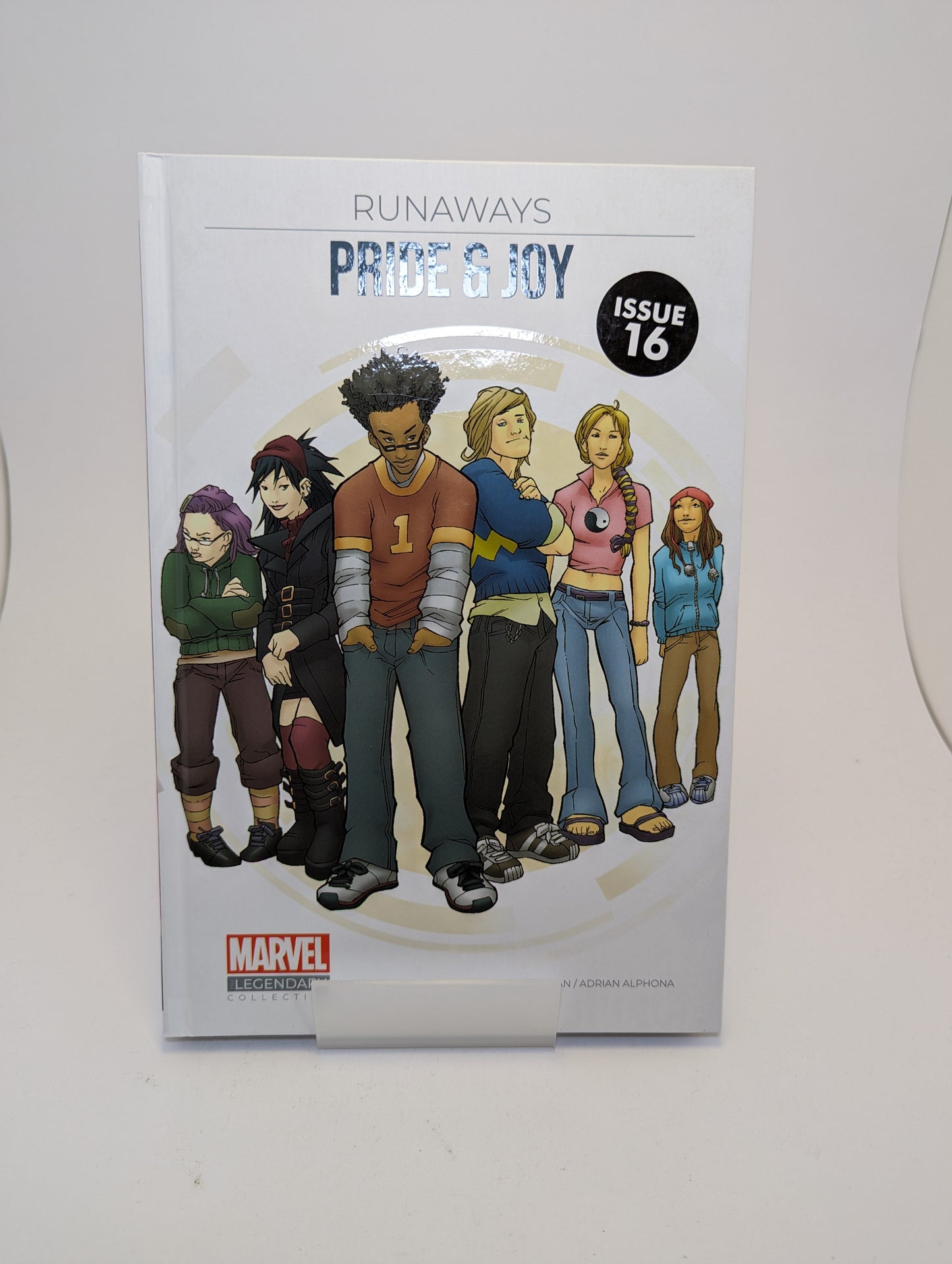 MARVEL-Runaways-Pride-and-Joy-Grafine-novele-anglu-kalba
