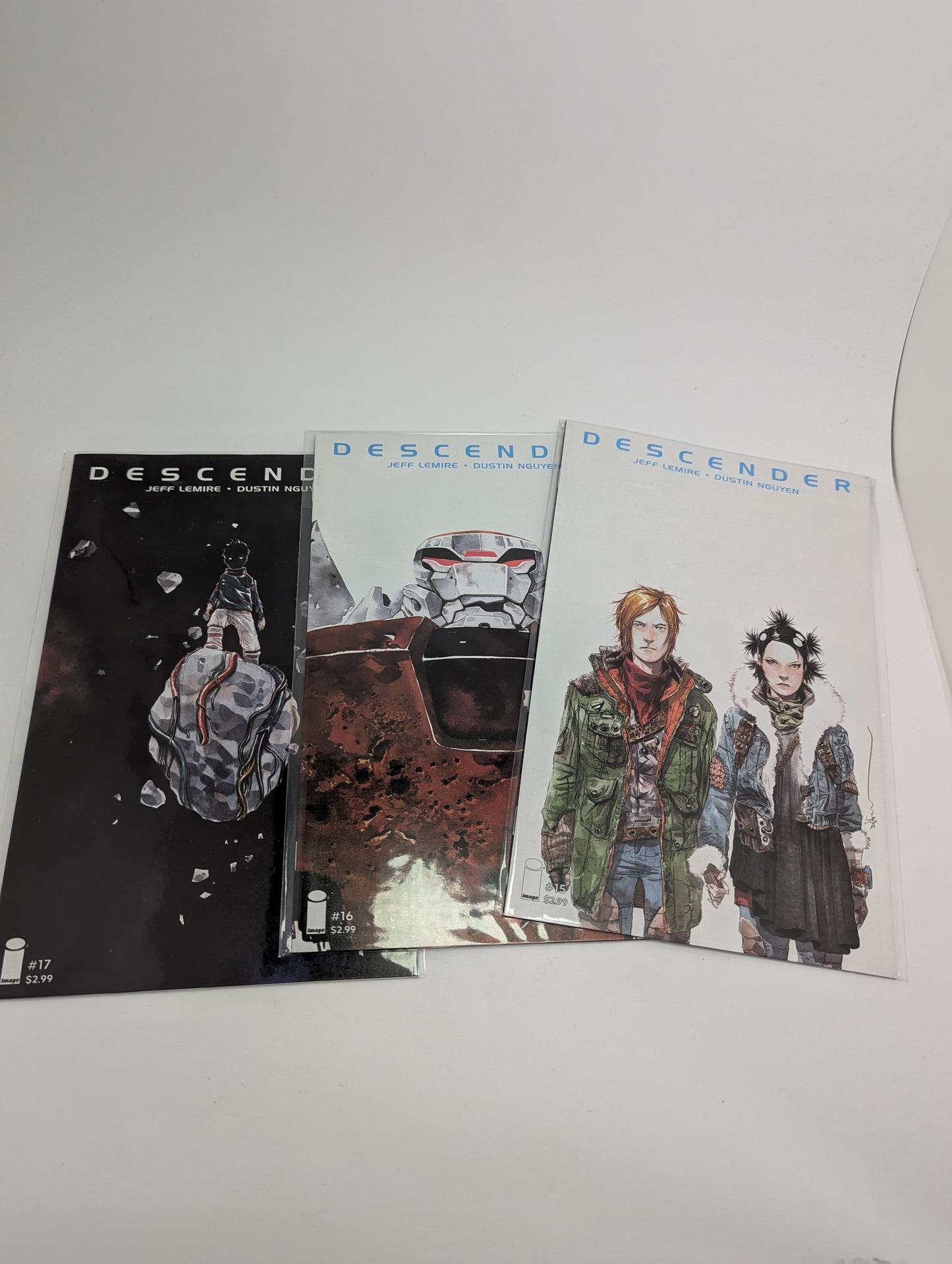 Descender #1-17 (2015) – Comics