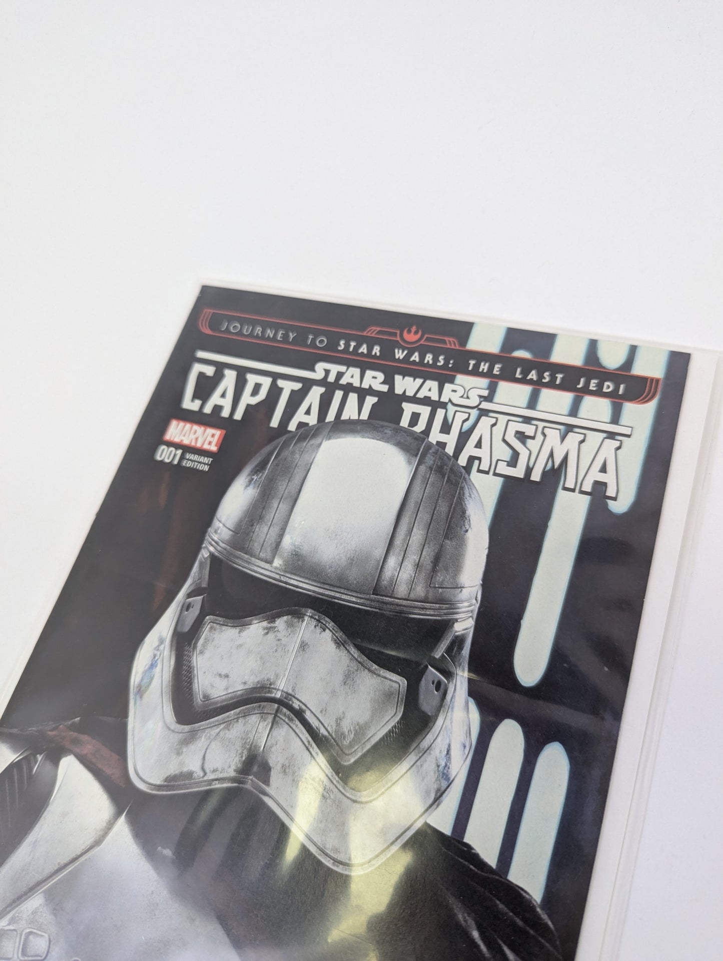 Journey to Star Wars: The Last Jedi - Captain Phasma #1 – Komiksas