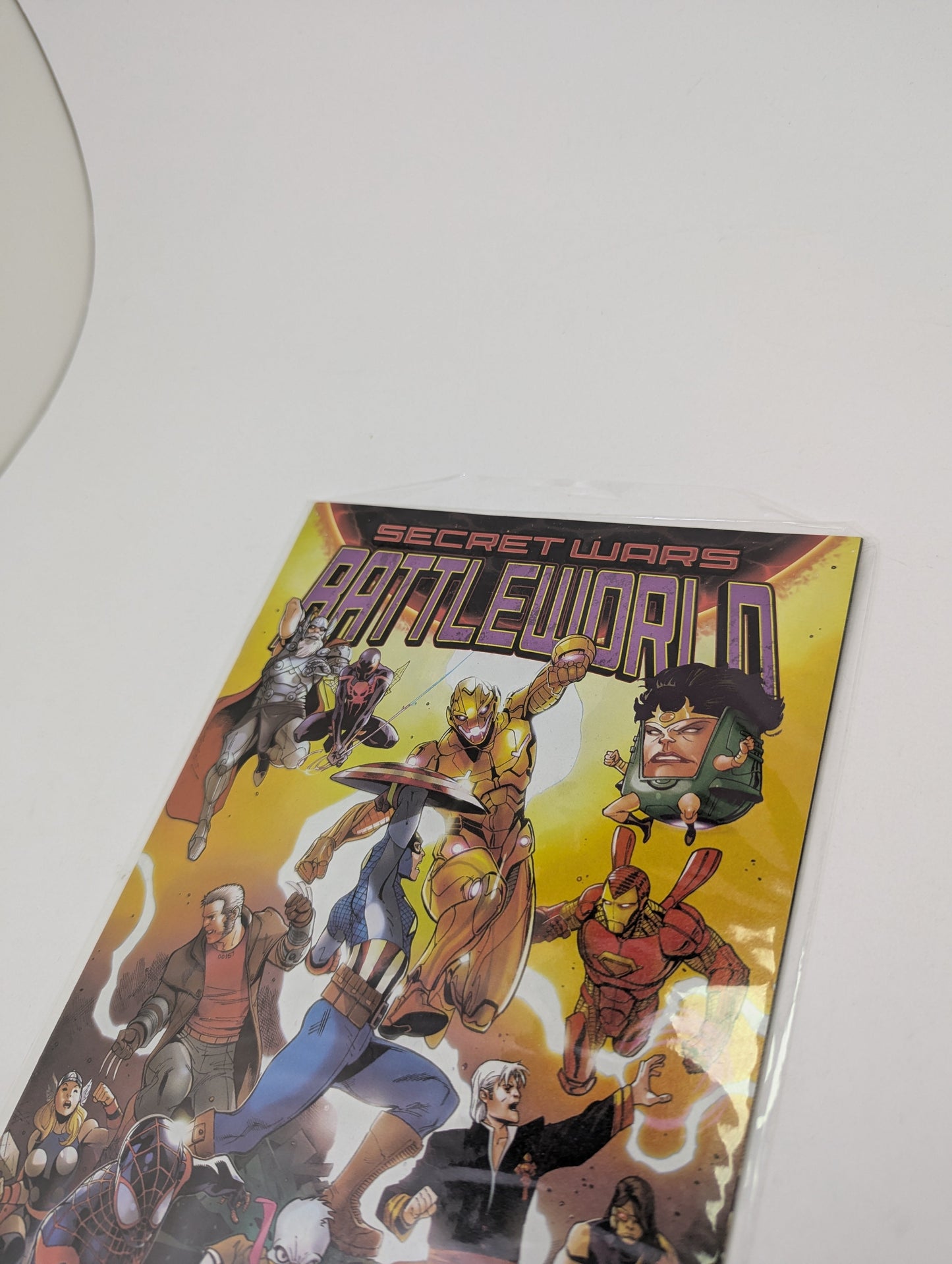 Secret Wars: Battleworld #1 - Komiksas TreasureHunt