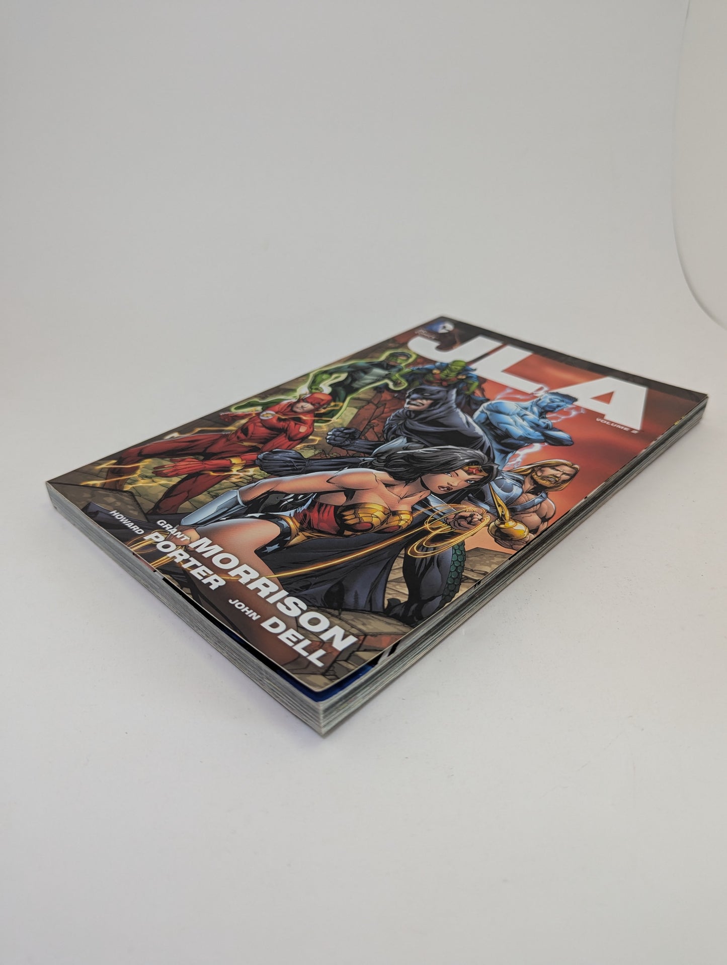 JLA, Volume 2 - Graphic Novel (English)