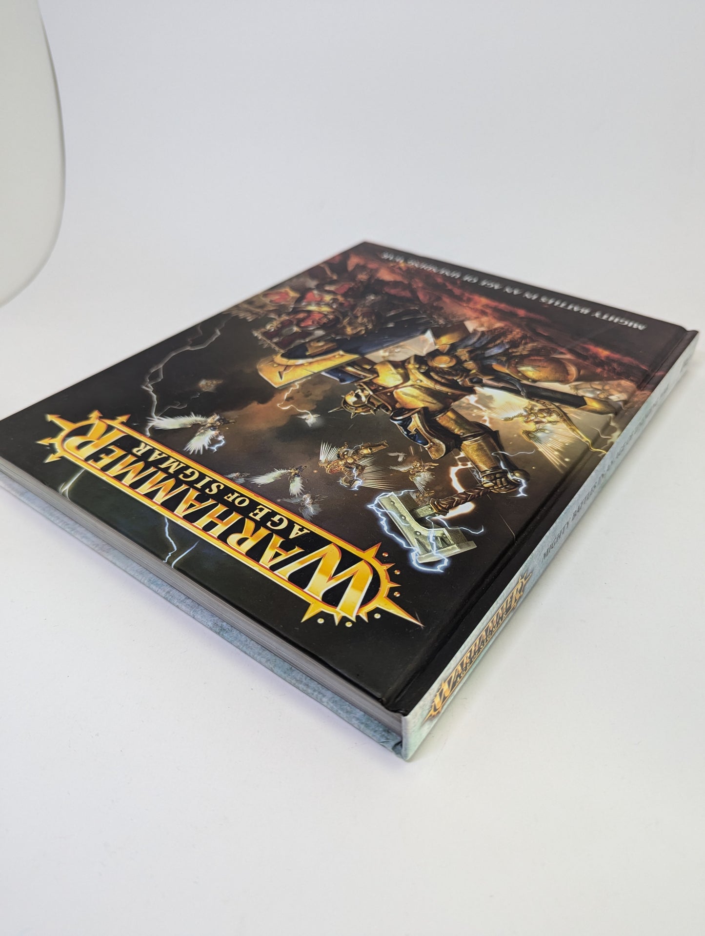 Warhammer Age Of Sigmar: Mighty Battles In An Age Of Unending War – Knyga (anglų kalba)