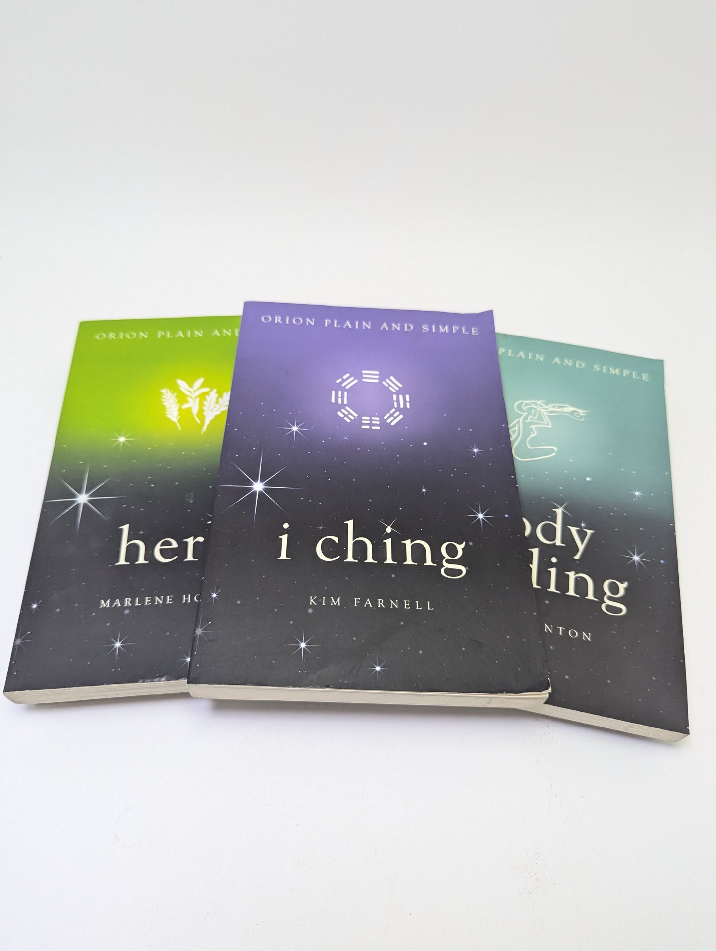 Orion Plain and Simple: 5 Books (Astrology, Body Reading, Crystals, I Ching, Herbs) - Book (English)