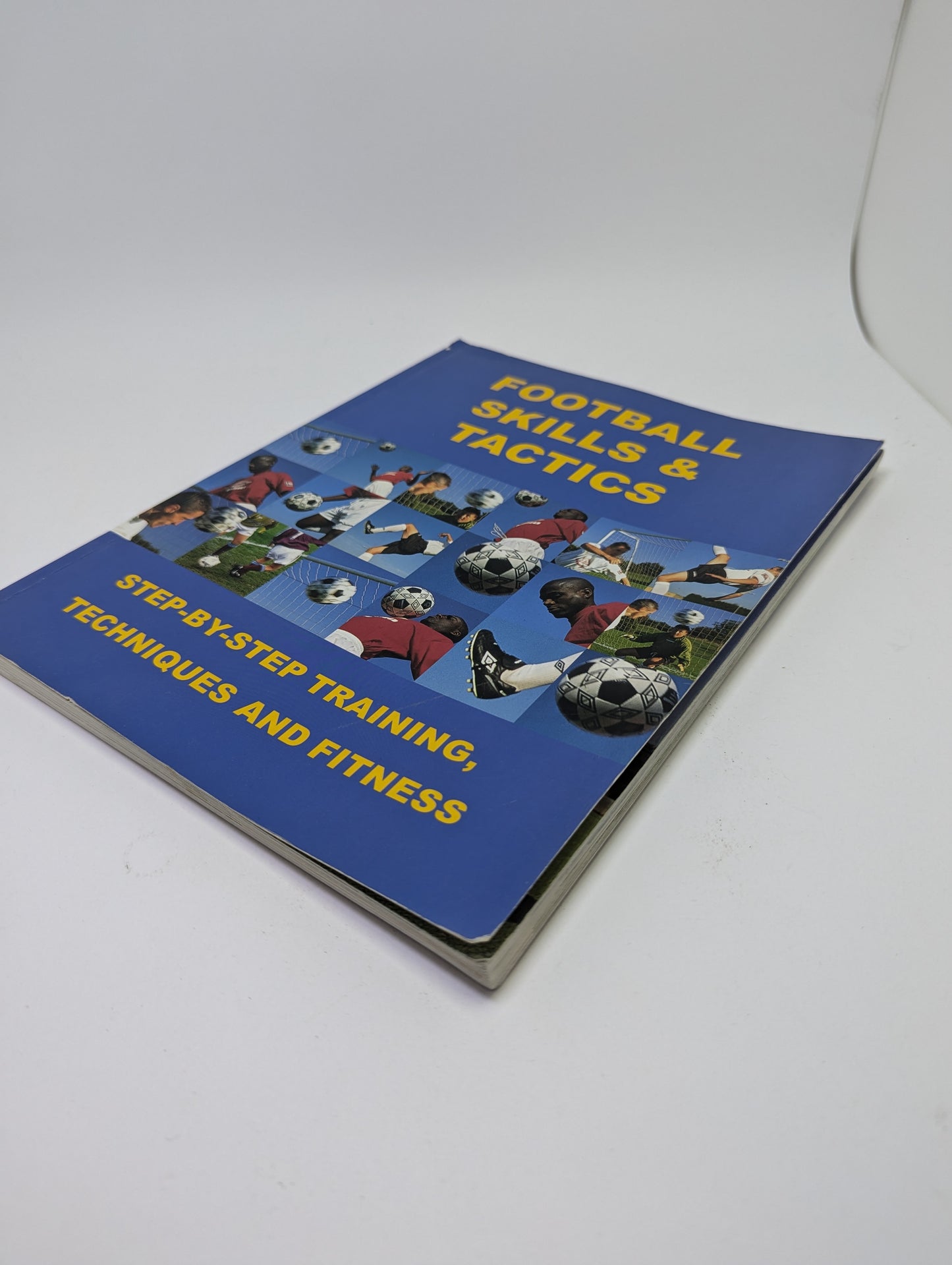 Football Skills & Tactics - Book (English)