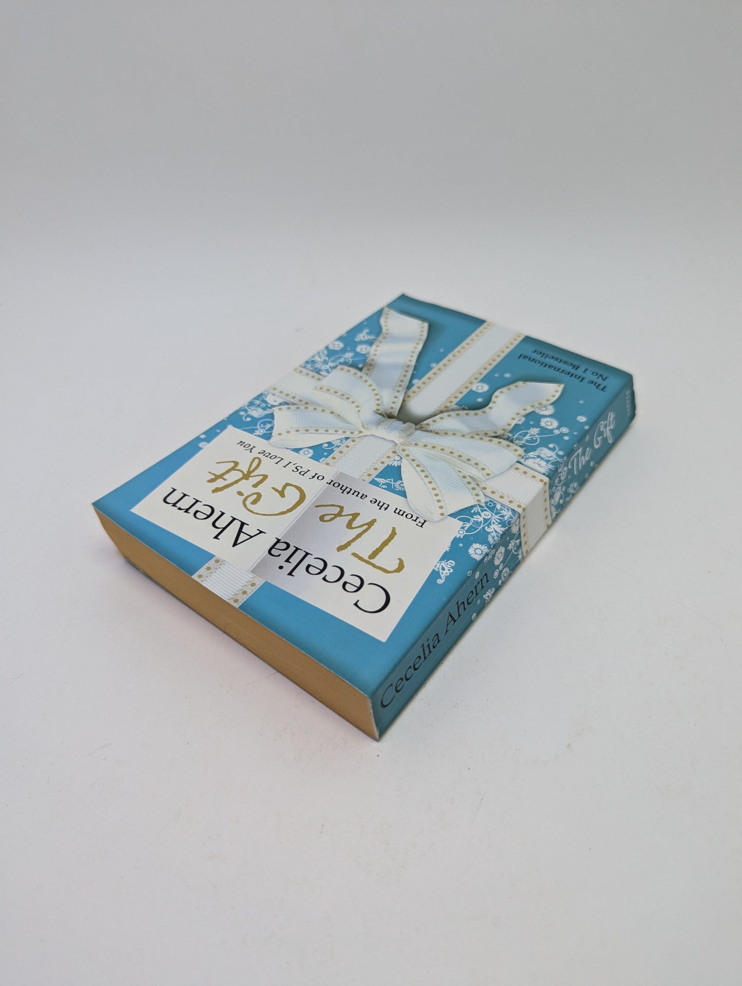The Gift - Cecelia Ahern - Knyga (anglų kalba) TreasureHunt