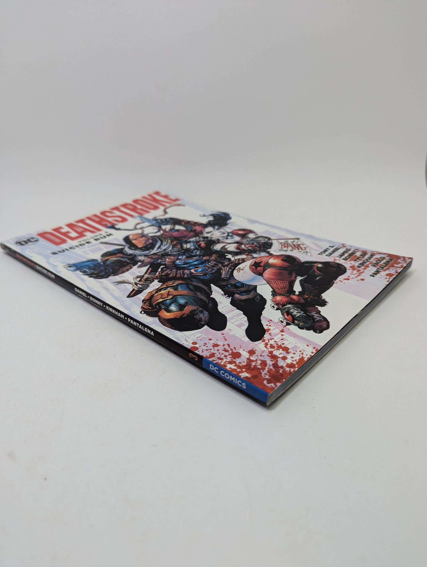Deathstroke: Suicide Run Vol. 3 - Graphic Novel (English)
