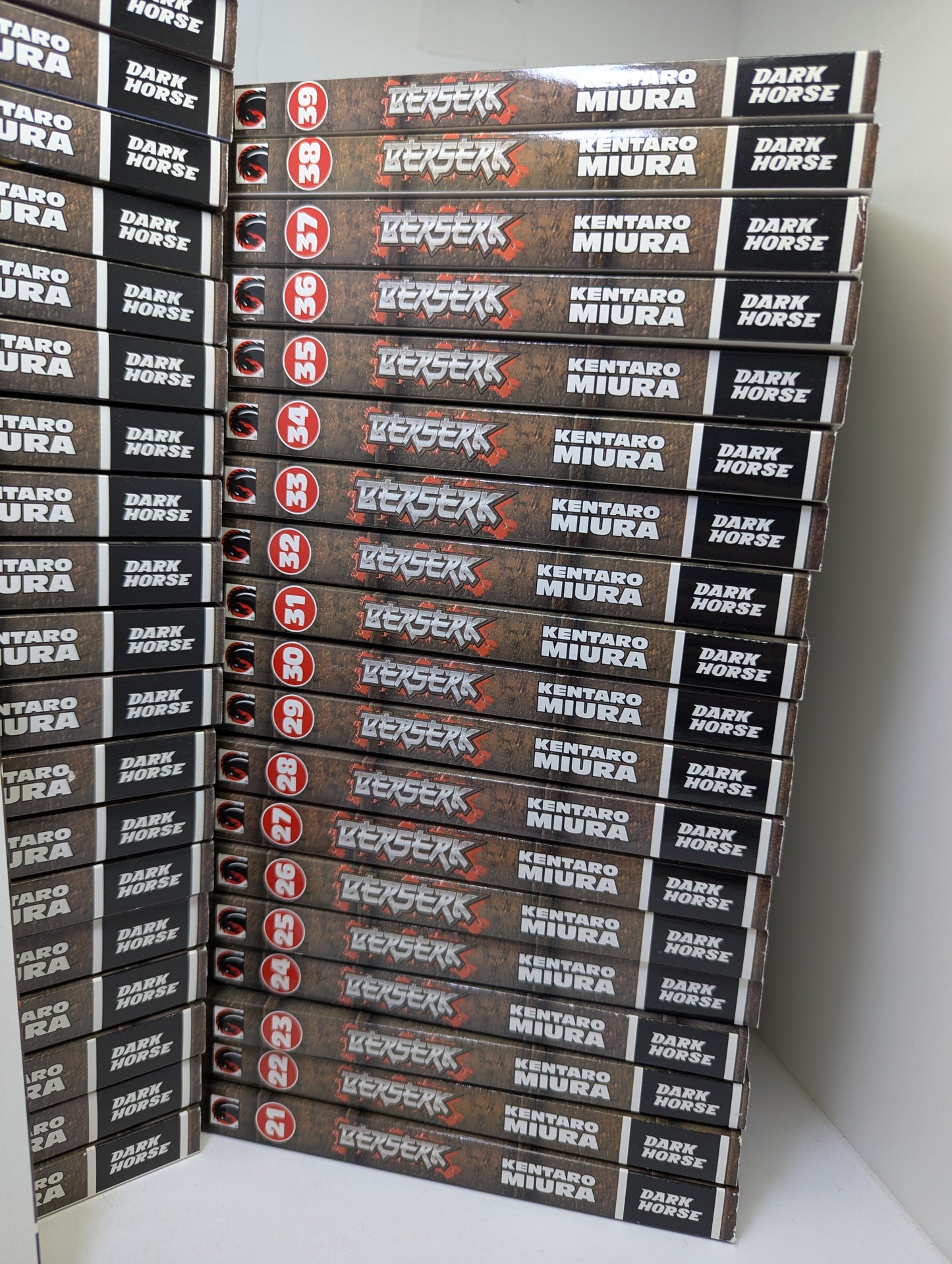 Berserk, Vol. 1-41 - Manga (English)