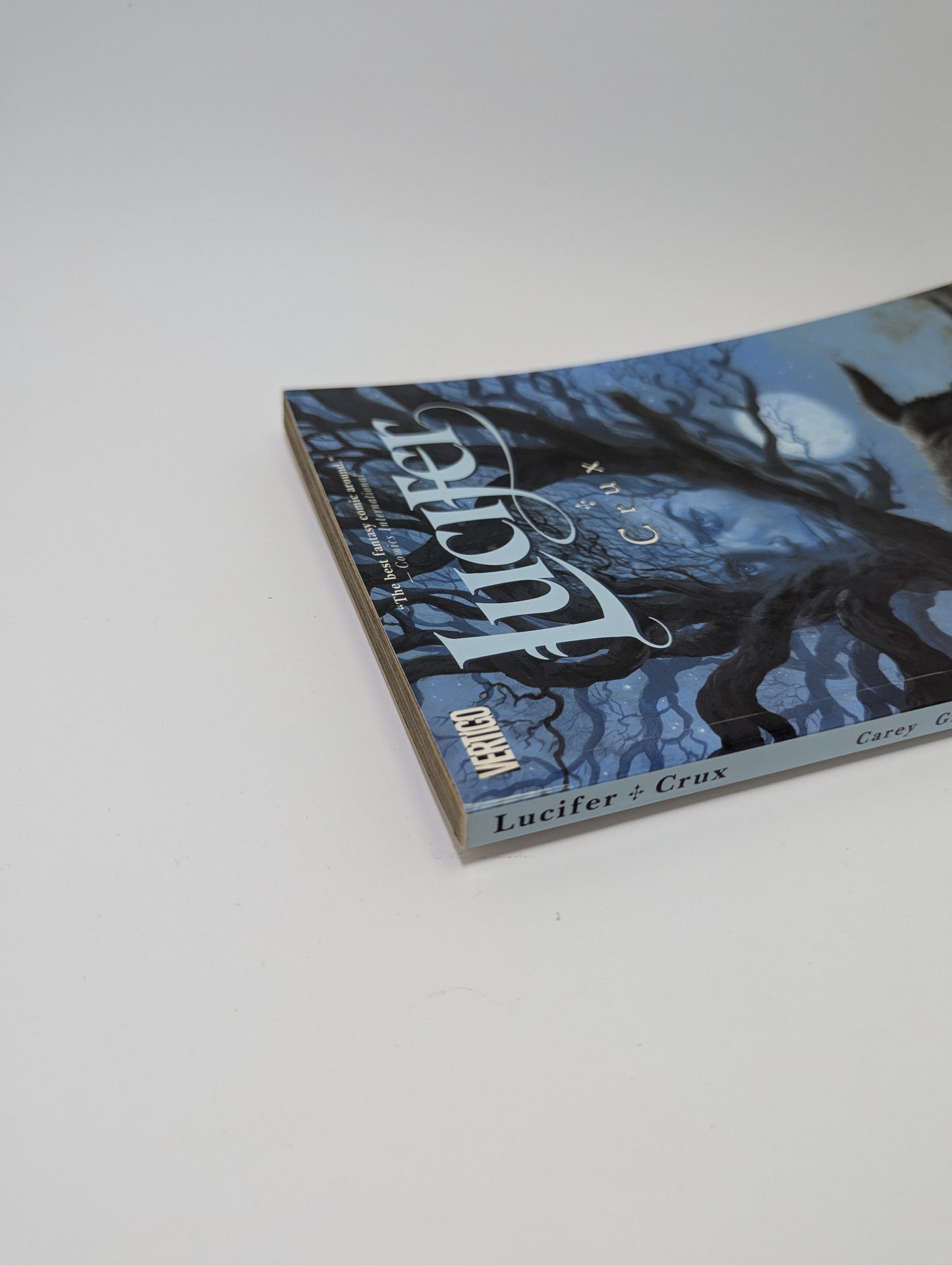Lucifer: Crux - Graphic Novel (English)