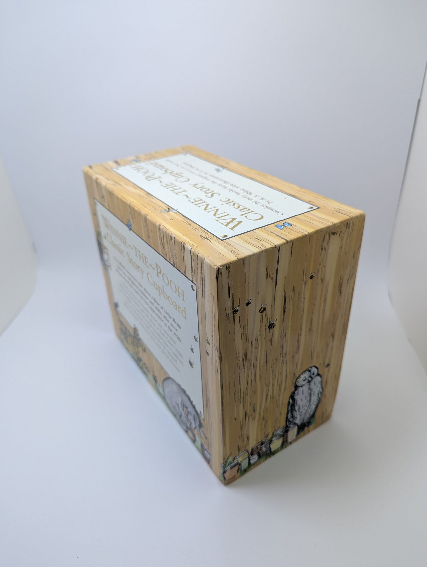 Winnie the Pooh Classic Story Cupboard - 20 knygų rinkinys (anglų kalba) TreasureHunt