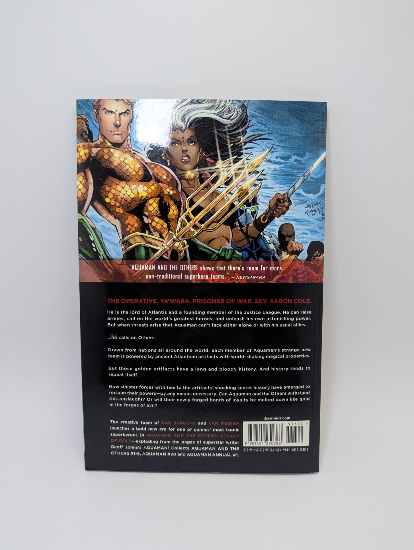 Aquaman and the Others: Legacy of Gold - Graphic Novel (English)