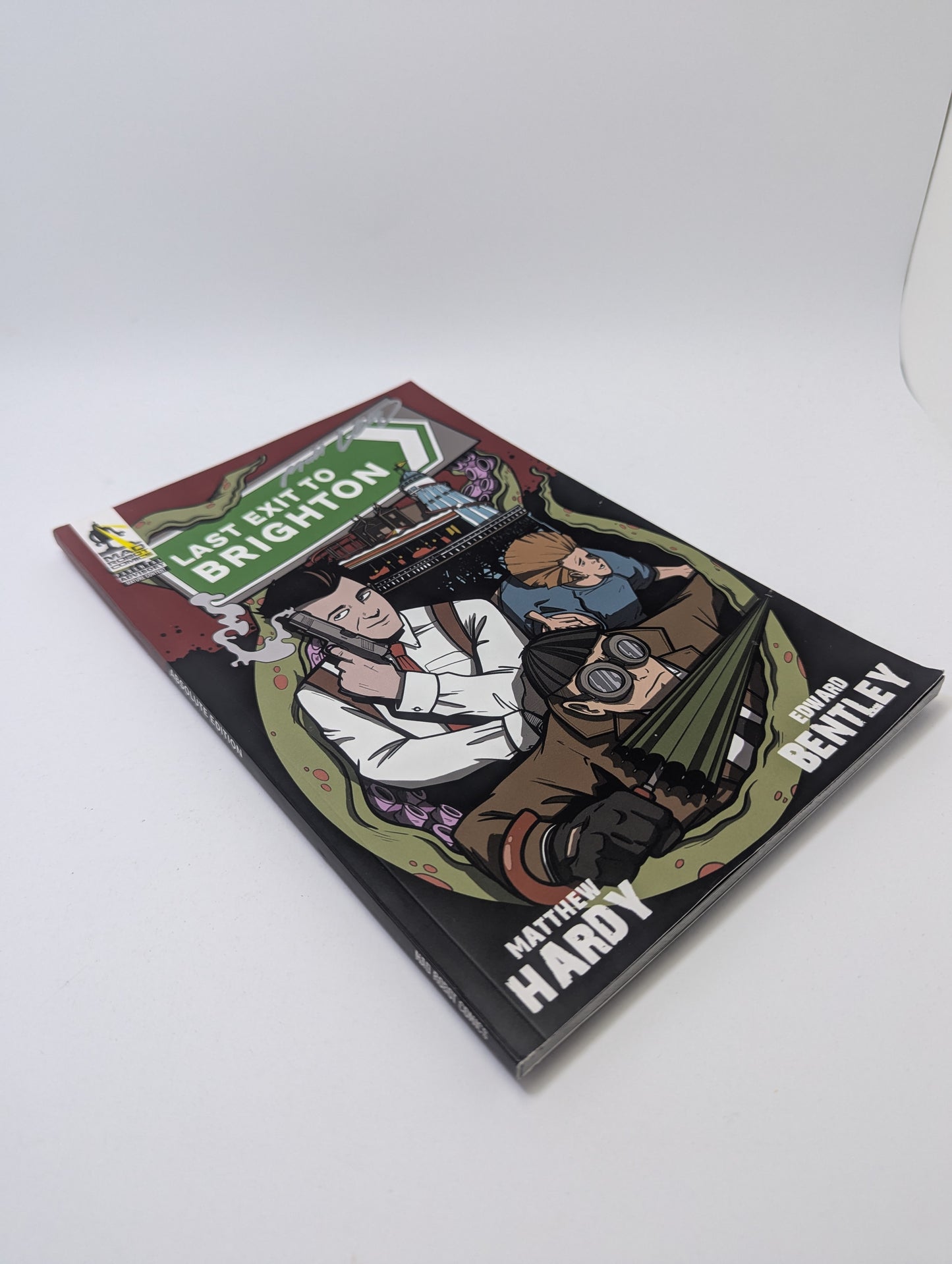 Last Exit to Brighton – Graphic Novel (English)