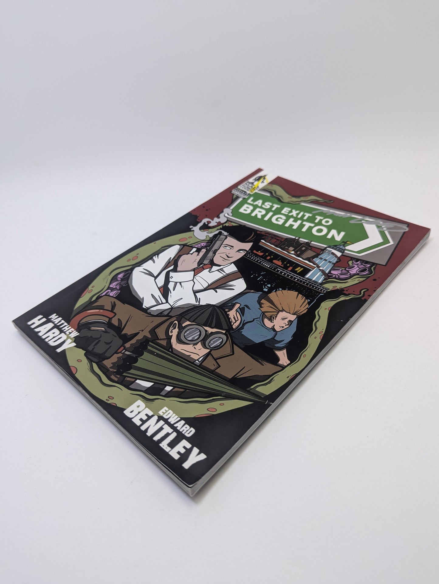 Last Exit to Brighton – Graphic Novel (English)