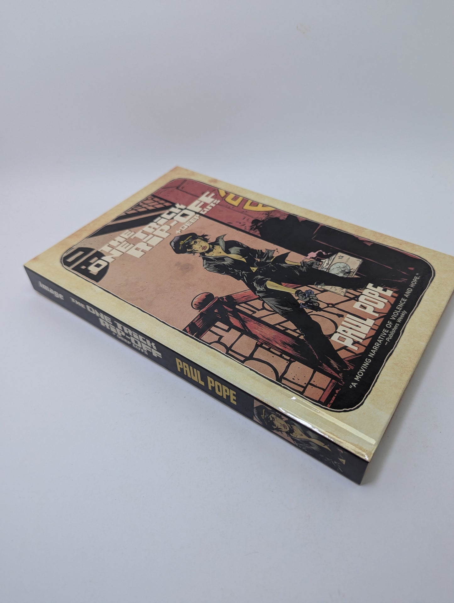 The One Trick Rip-Off + Deep Cuts – Grafinė novelė (anglų kalba)