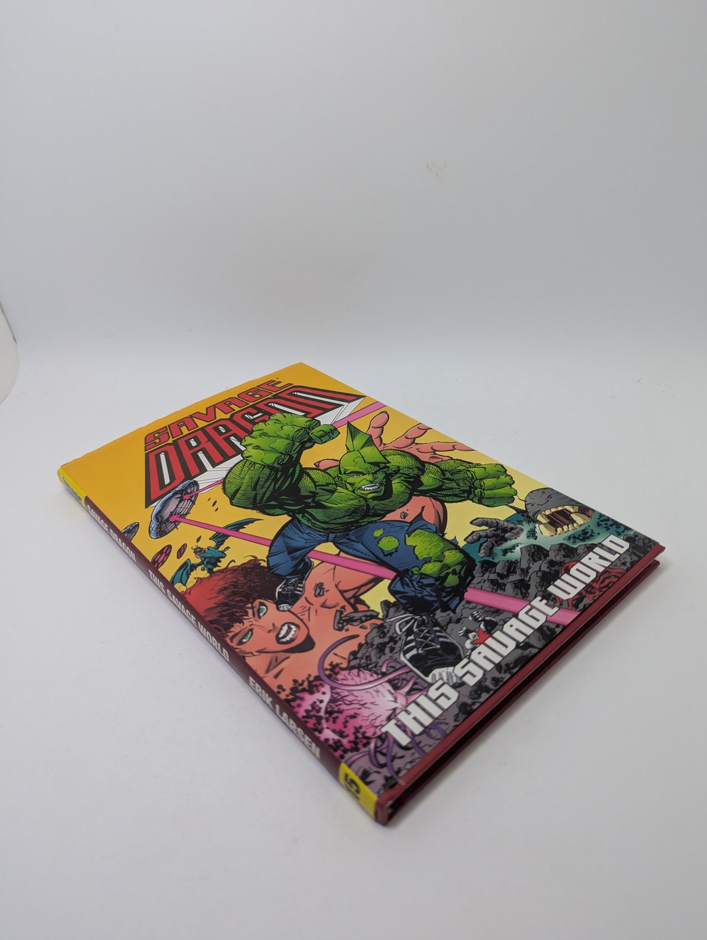 Savage Dragon: This Savage World – Graphic Novel (English)