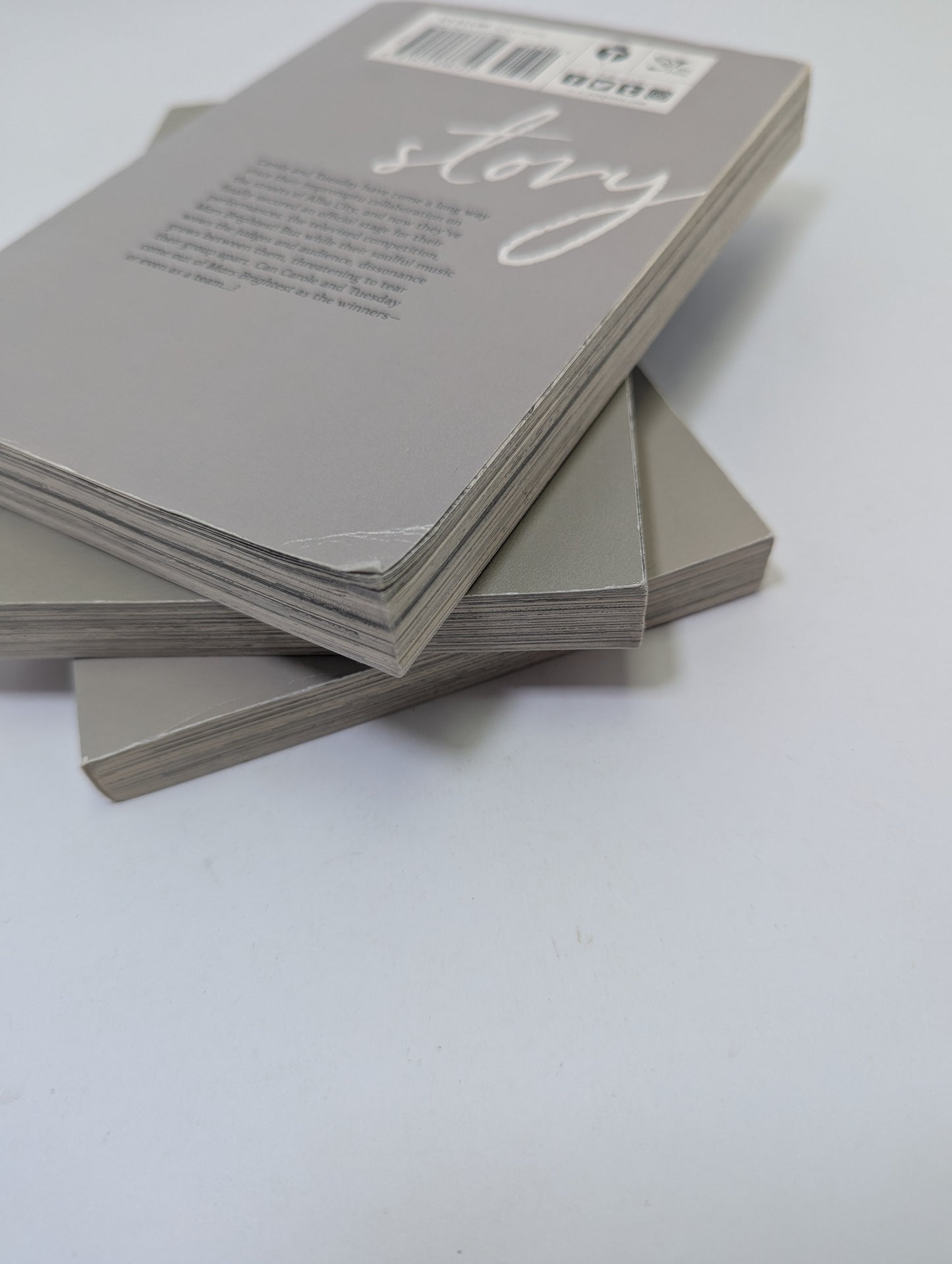 Carol & Tuesday, Vol. 1–3 – Manga (anglų kalba)