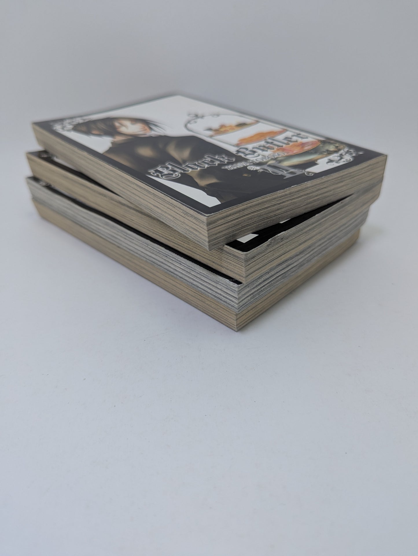 Black Butler, Vol. 1–4 – Manga (anglų kalba)