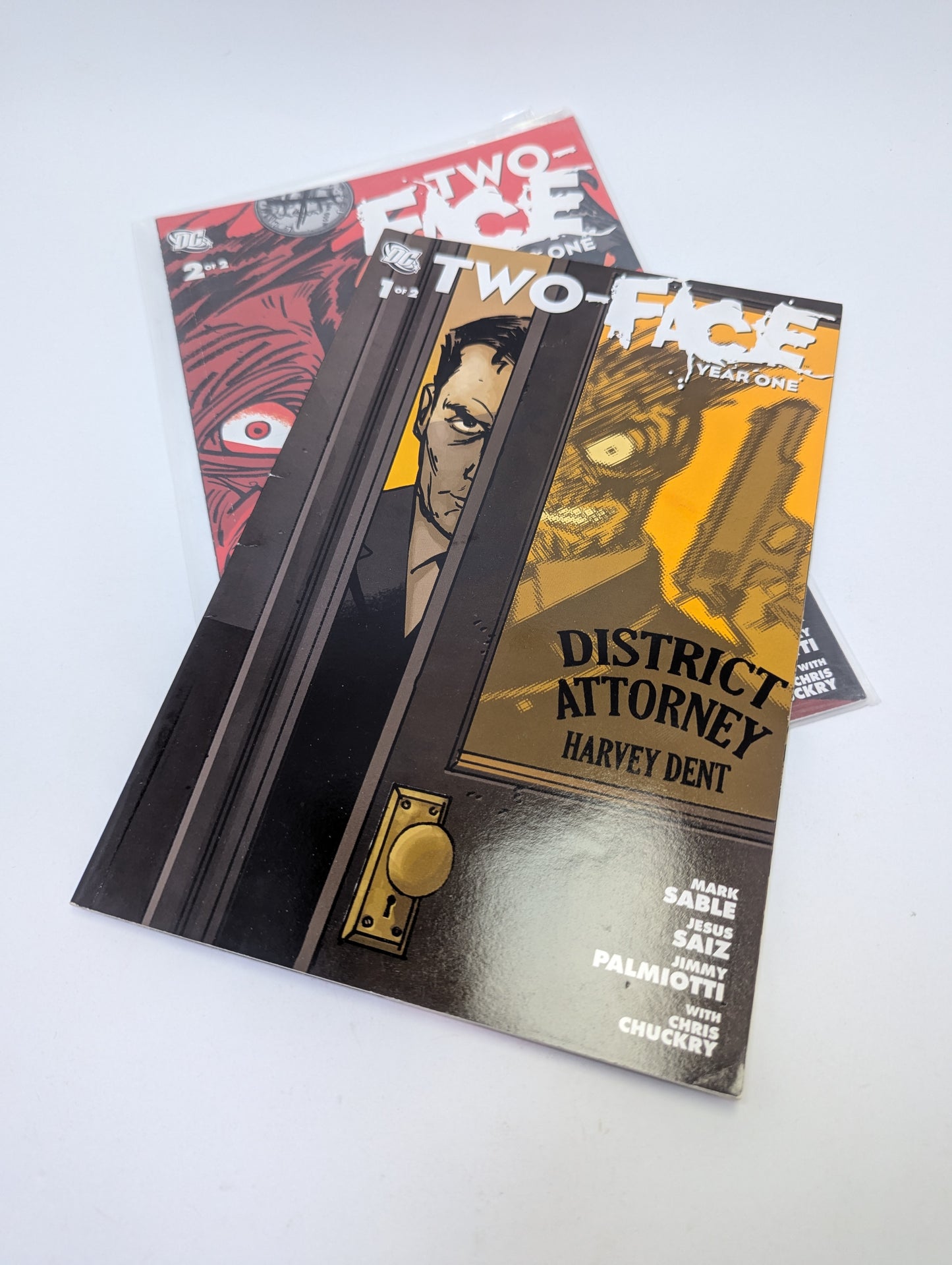 Two-Face: Year One #1–2 – Komiksų rinkinys (anglų kalba)