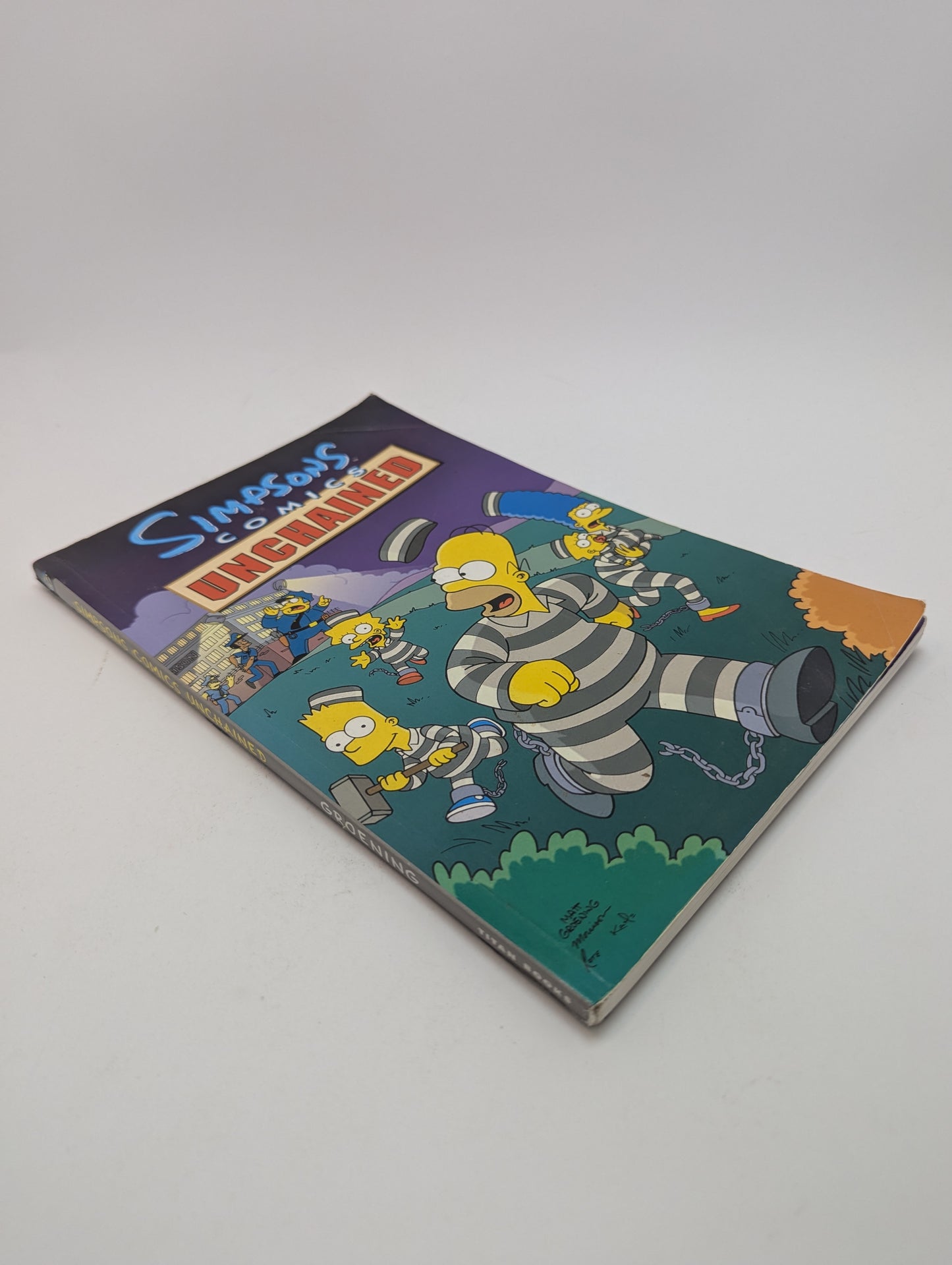 Simpsons Comics: Unchained - Grafinė novelė