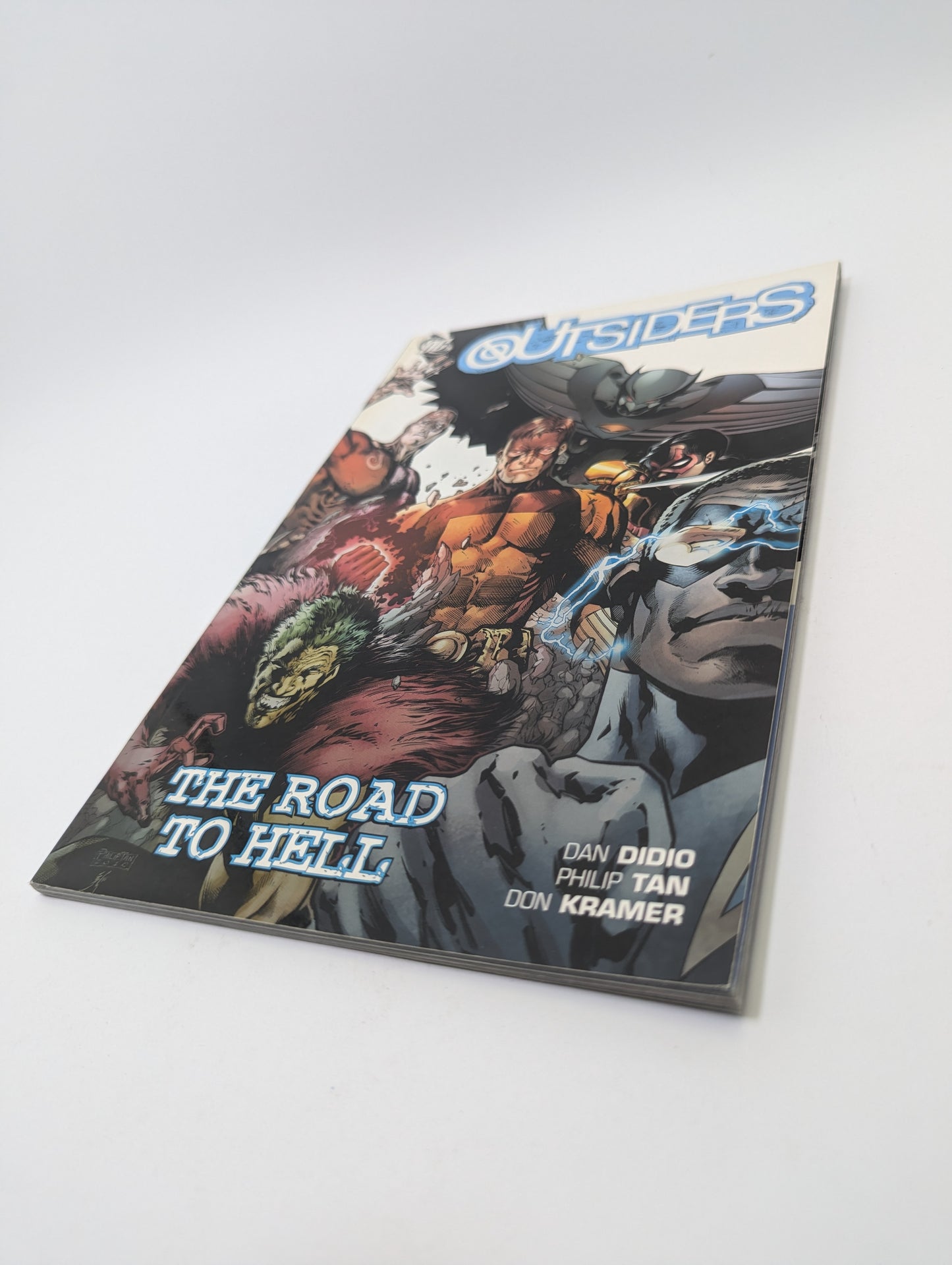 The Outsiders: The Road to Hell - Grafinė Novelė