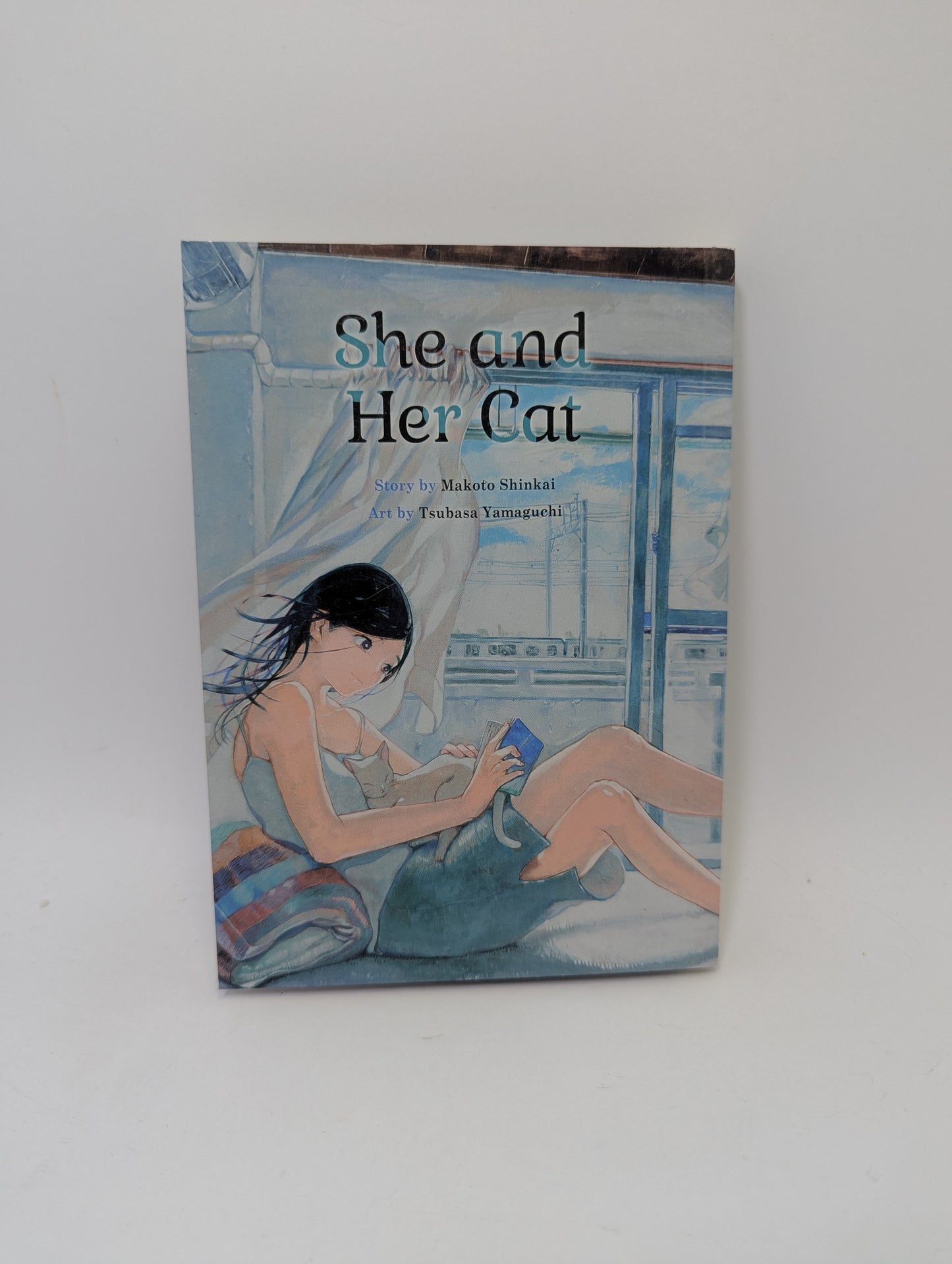 „She and Her Cat“ – švelni manga apie merginos ir katino draugystę, anglų kalba