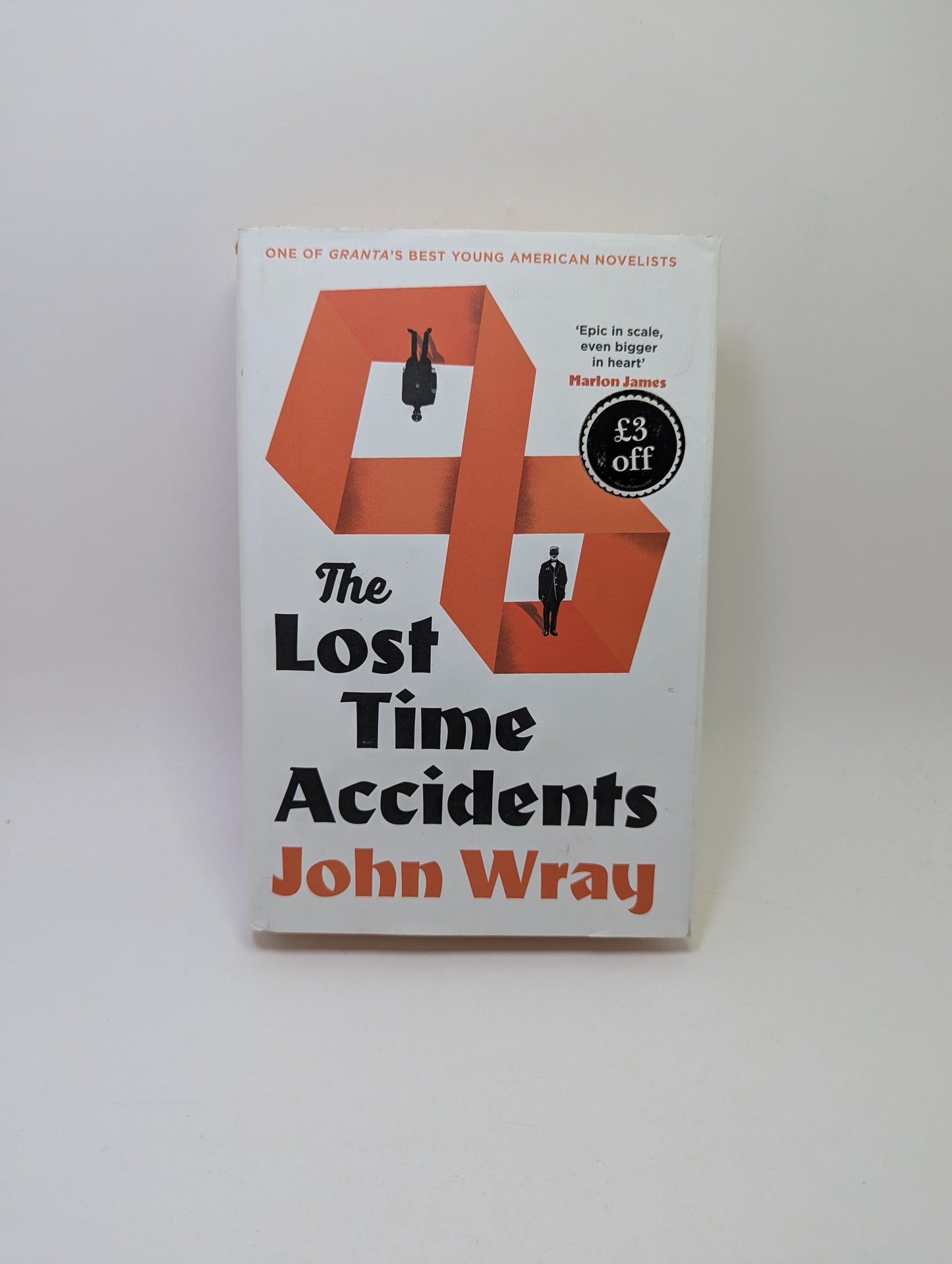 The-Lost-Time-Accidents-John-Wray-Knyga-anglu-kalba