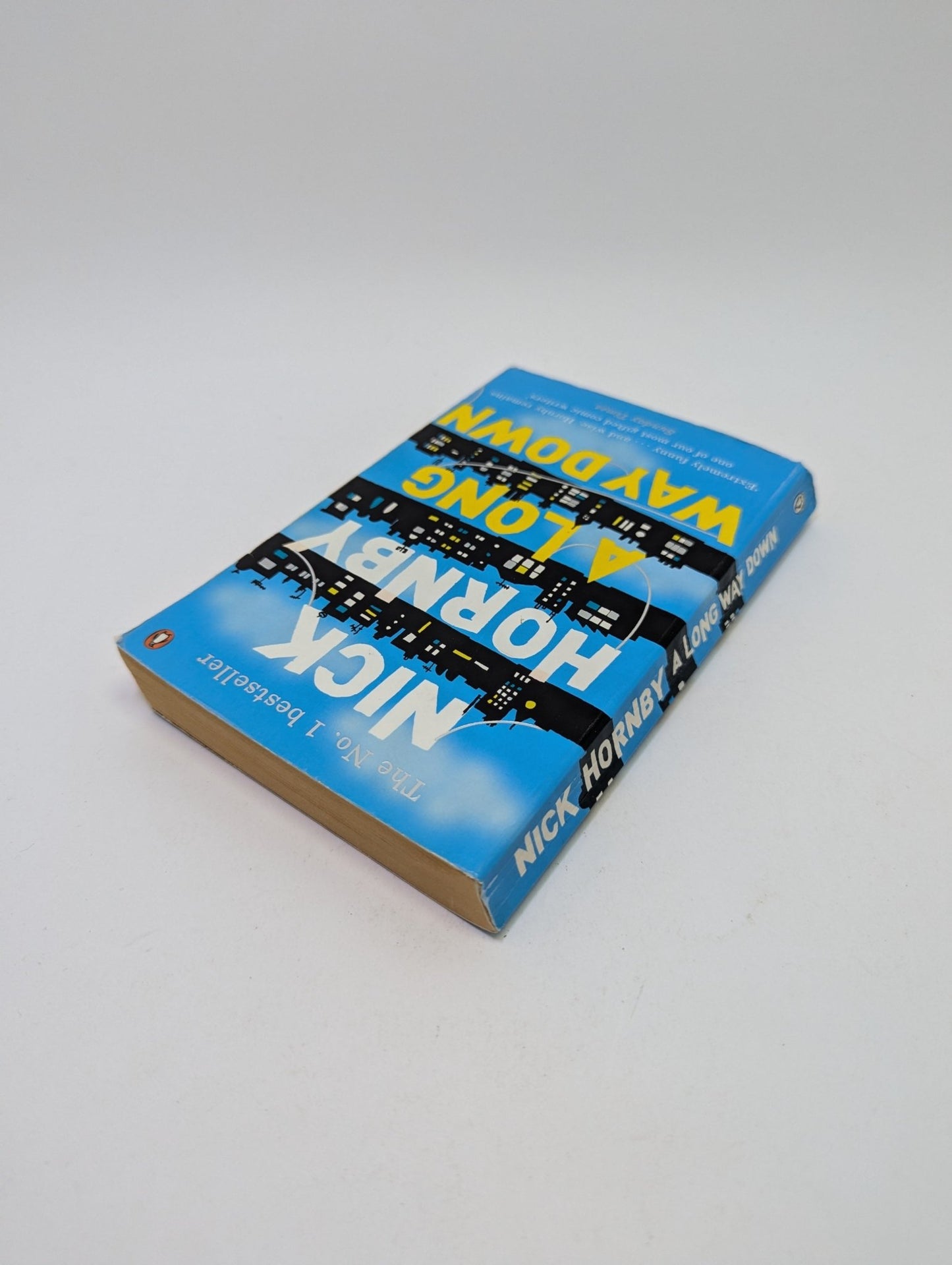 A Long Way - Nick Hornby - TreasureHunt
