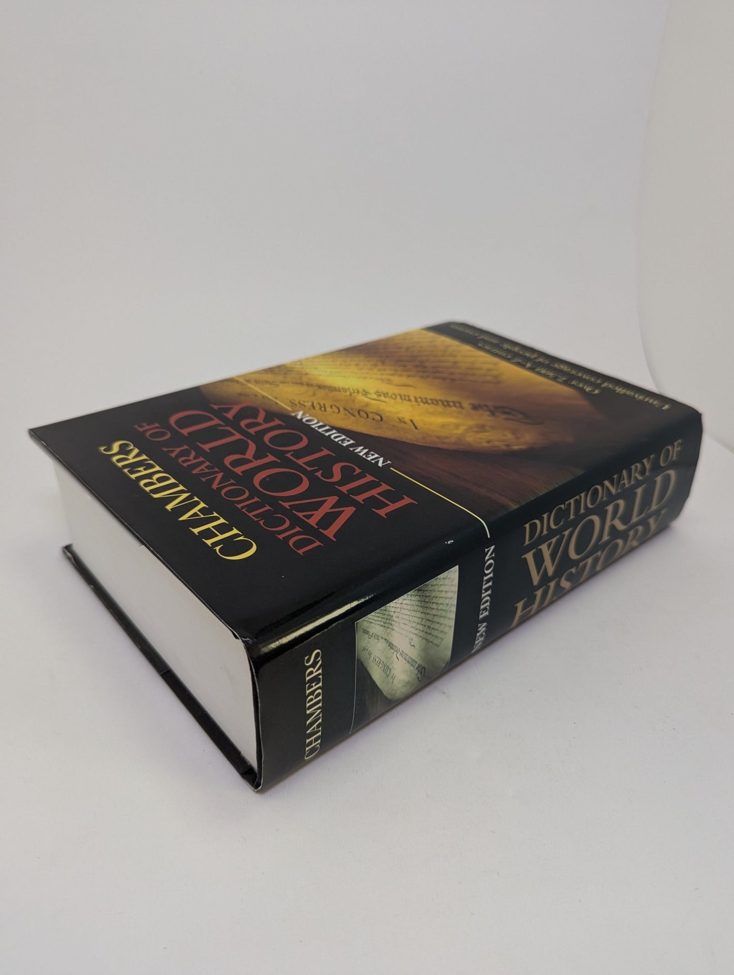 Chambers Dictionary of World History - TreasureHunt