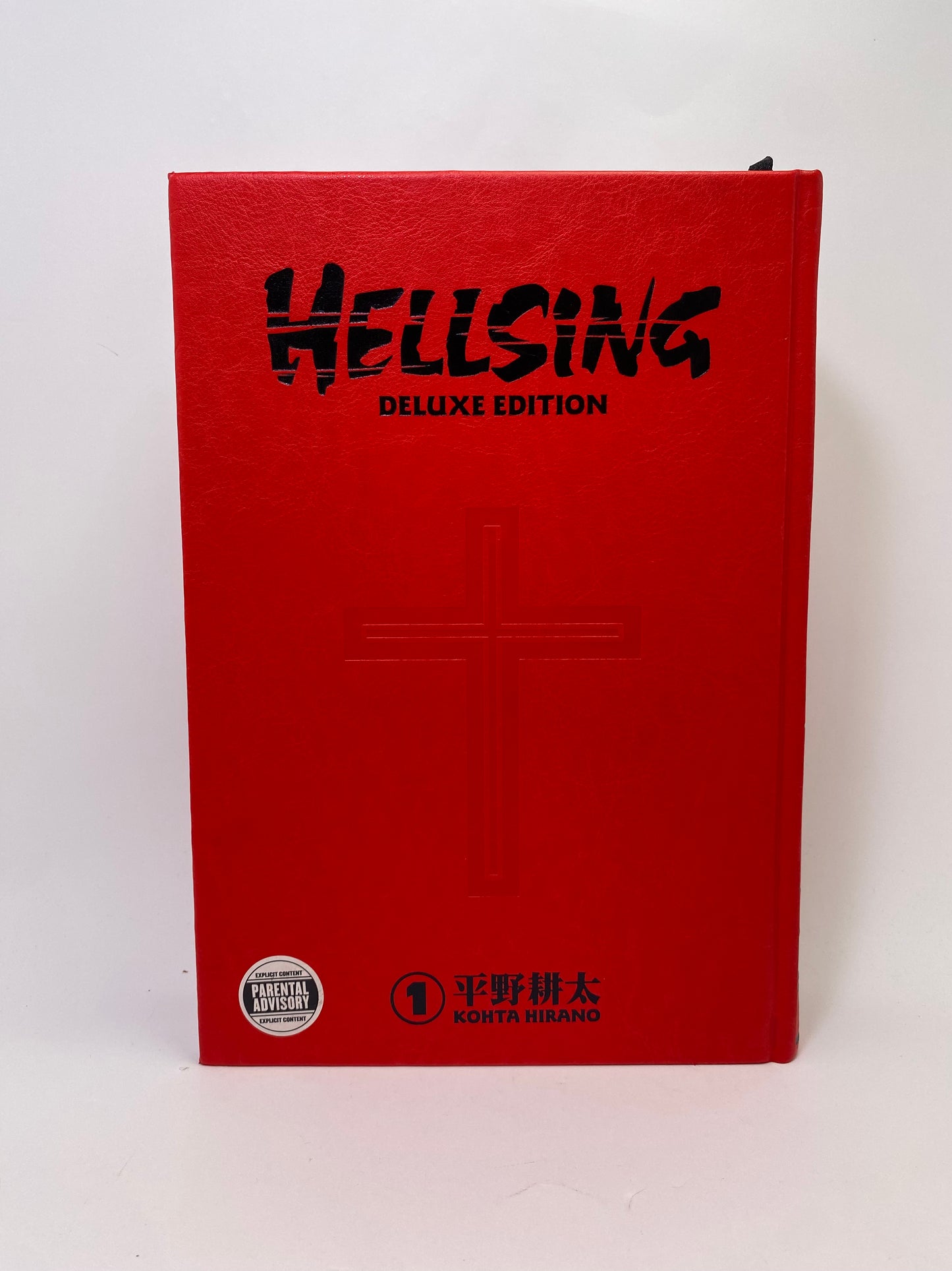 Hellsing Deluxe Edition Vol. 1 manga, Kouta Hirano.