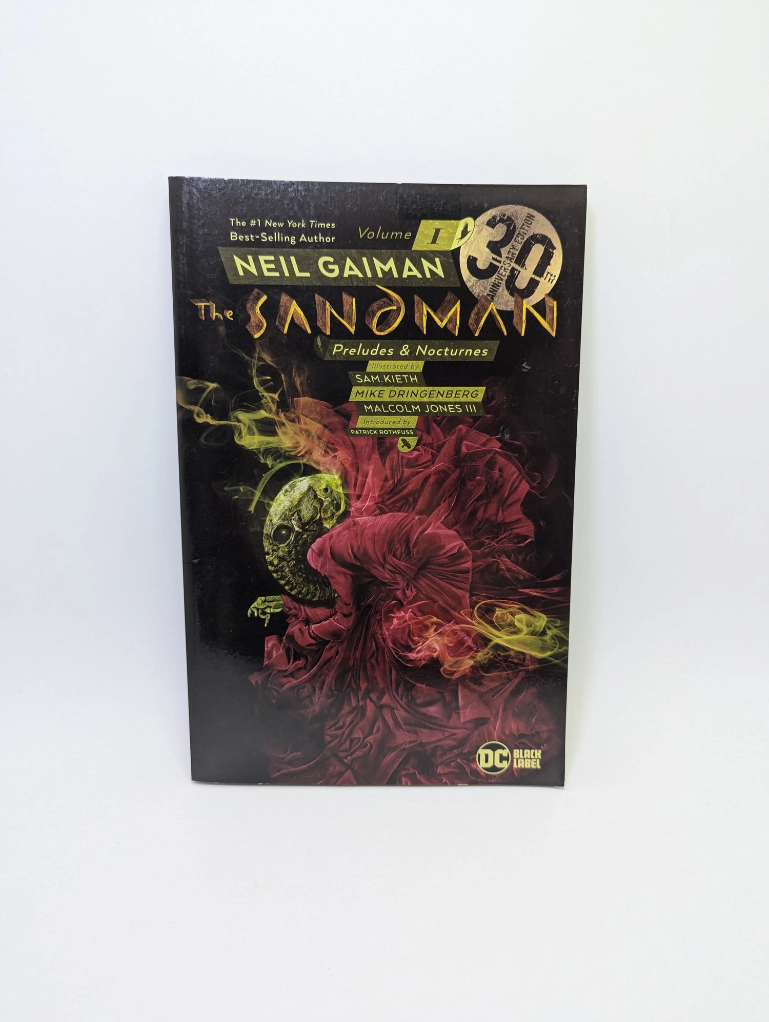 Grafinių novelė kolekcija: Marvel, DC, manga Lietuvoje ir daugiau angliškų grafinių novelė ir komiksų pasirinkimų