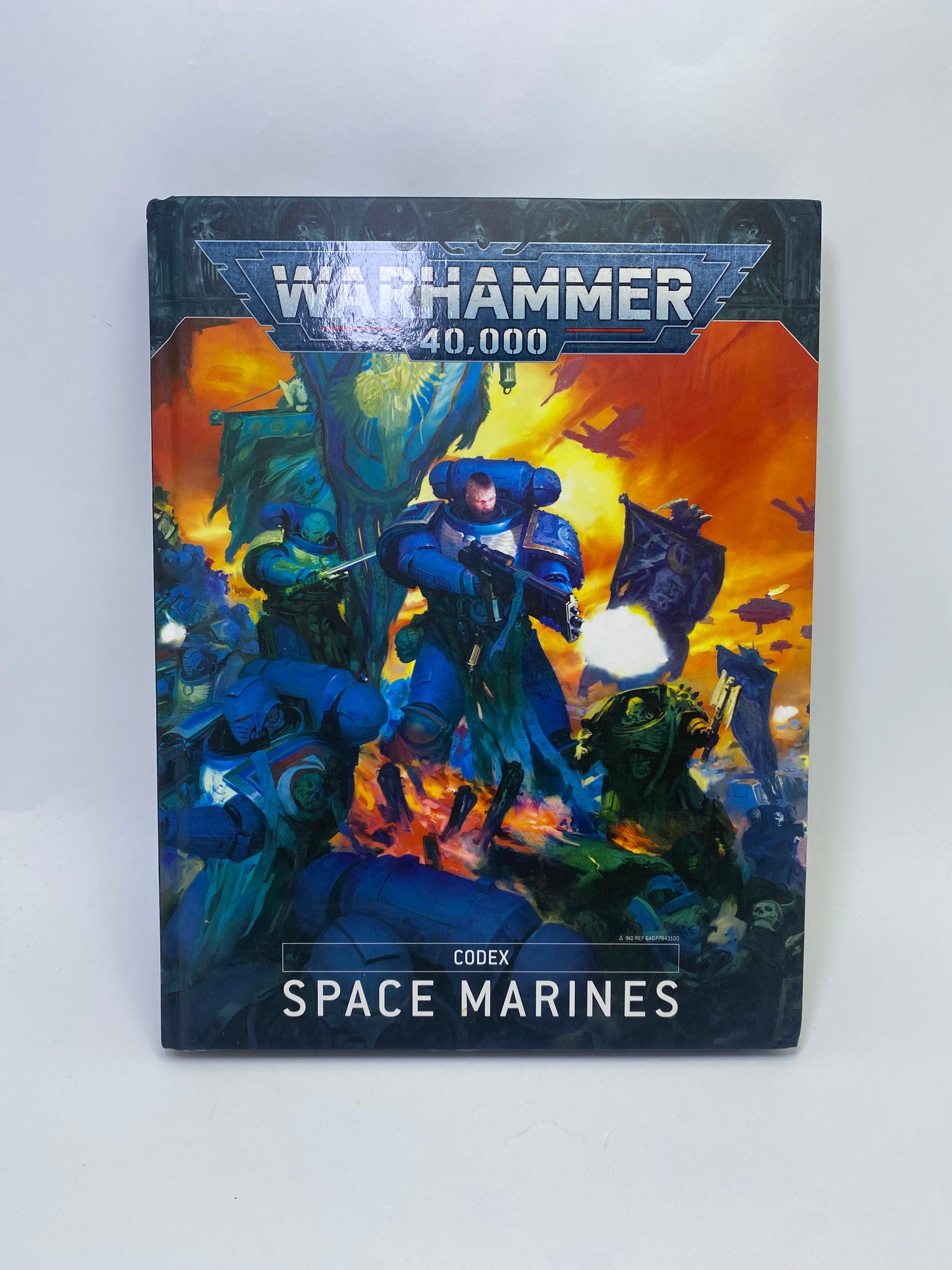 Warhammer 40k knygos, kortos ir žaidimai: kolekcionavimo prekes ir žaidimo rinkiniai.