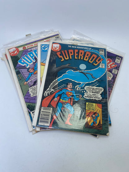 The New Adventures of Superboy – 12 komiksų rinkinys (anglų kalba)