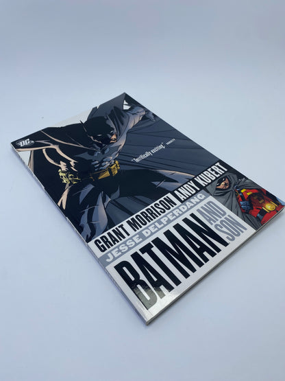 Batman and Son – Grafinė novelė (anglų kalba)
