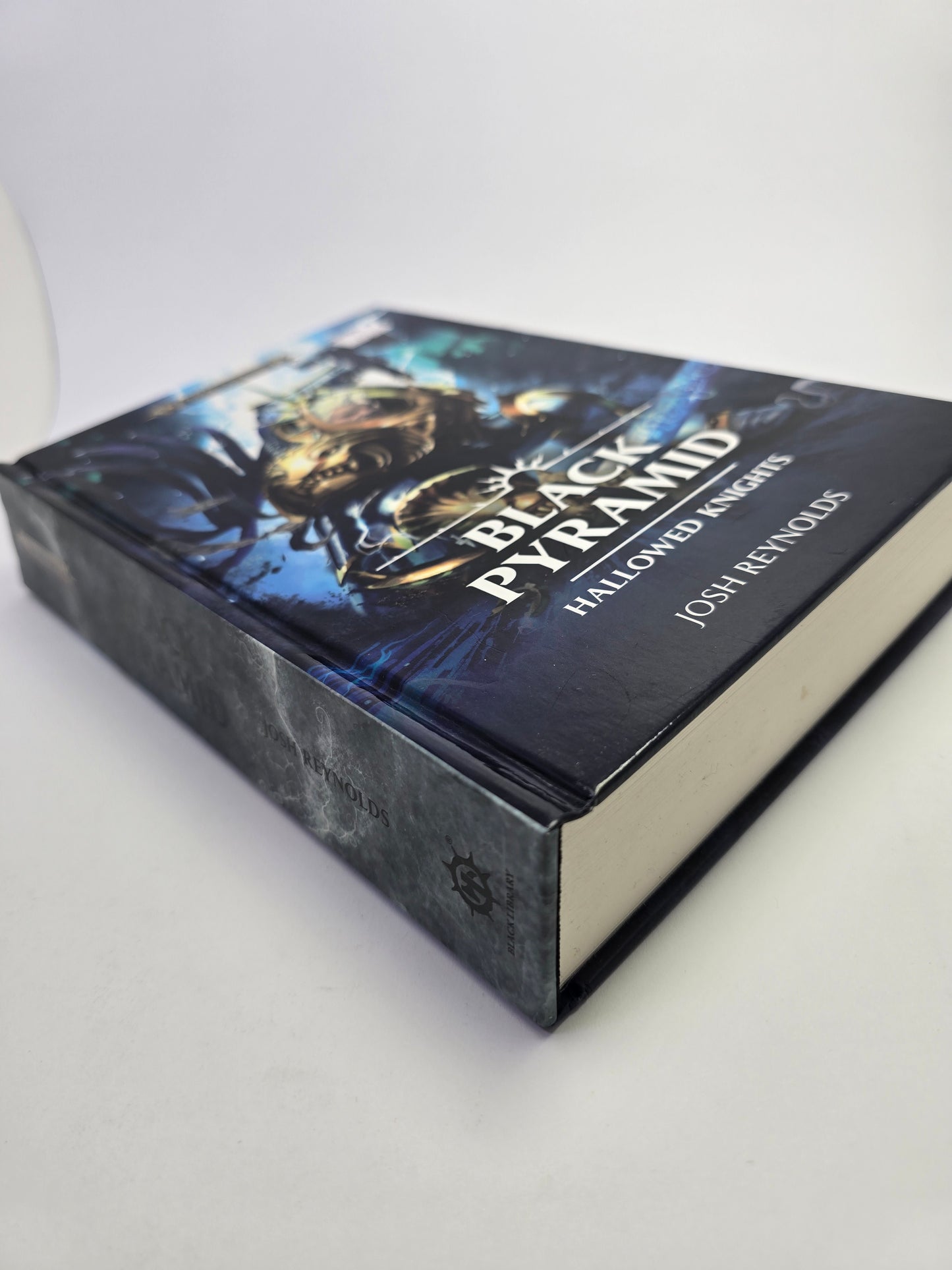 Hallowed Knights: Black Pyramid – Warhammer (anglų kalba)