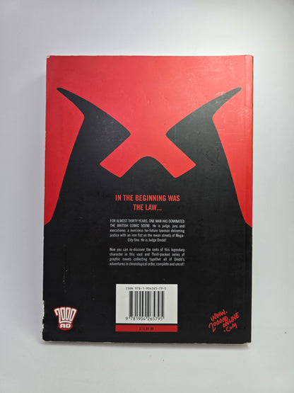 Judge Dredd: The Complete Case Files 01 – Grafinė novelė (anglų kalba)