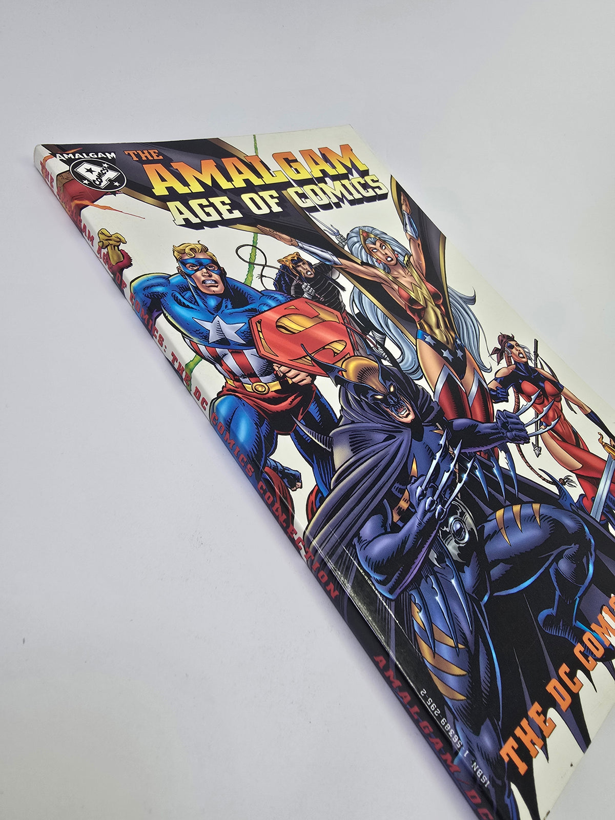 The Amalgam Age of Comics: The DC Comics Collection – Grafinė Novelė