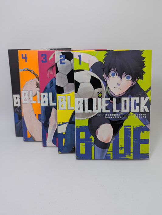  „Blue Lock, Vol. 1–5“ – sporto manga anglų kalba, pirmieji penki tomai