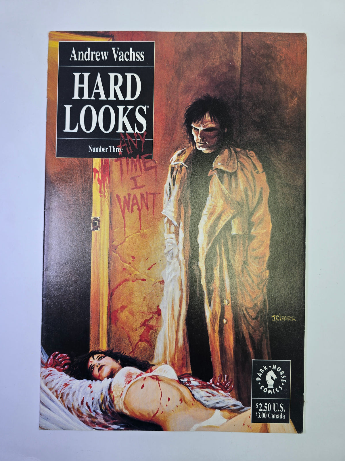 Hard Looks #3 Dark Horse Comics komikso viršelis su tamsia kriminaline iliustracija