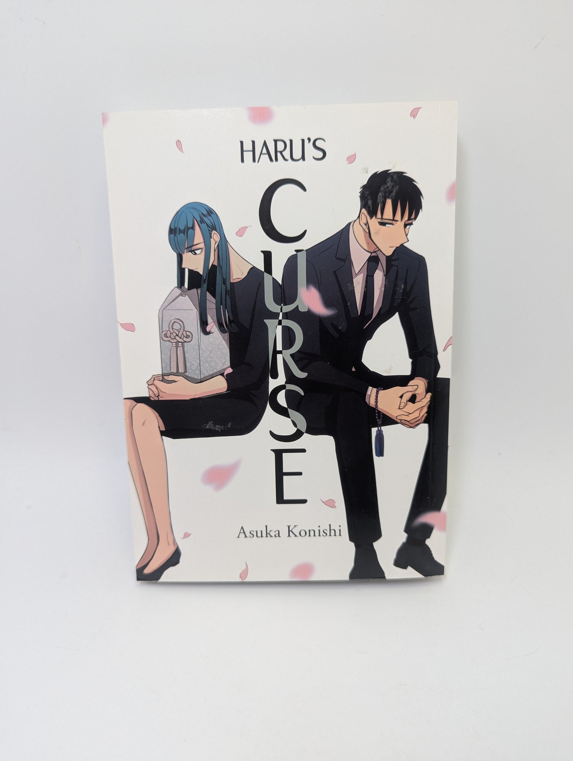  „Haru's Curse“ – mistinė ir psichologinė manga, anglų kalba