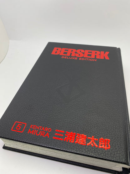 Berserk Deluxe Edition, Vol. 5 - Manga